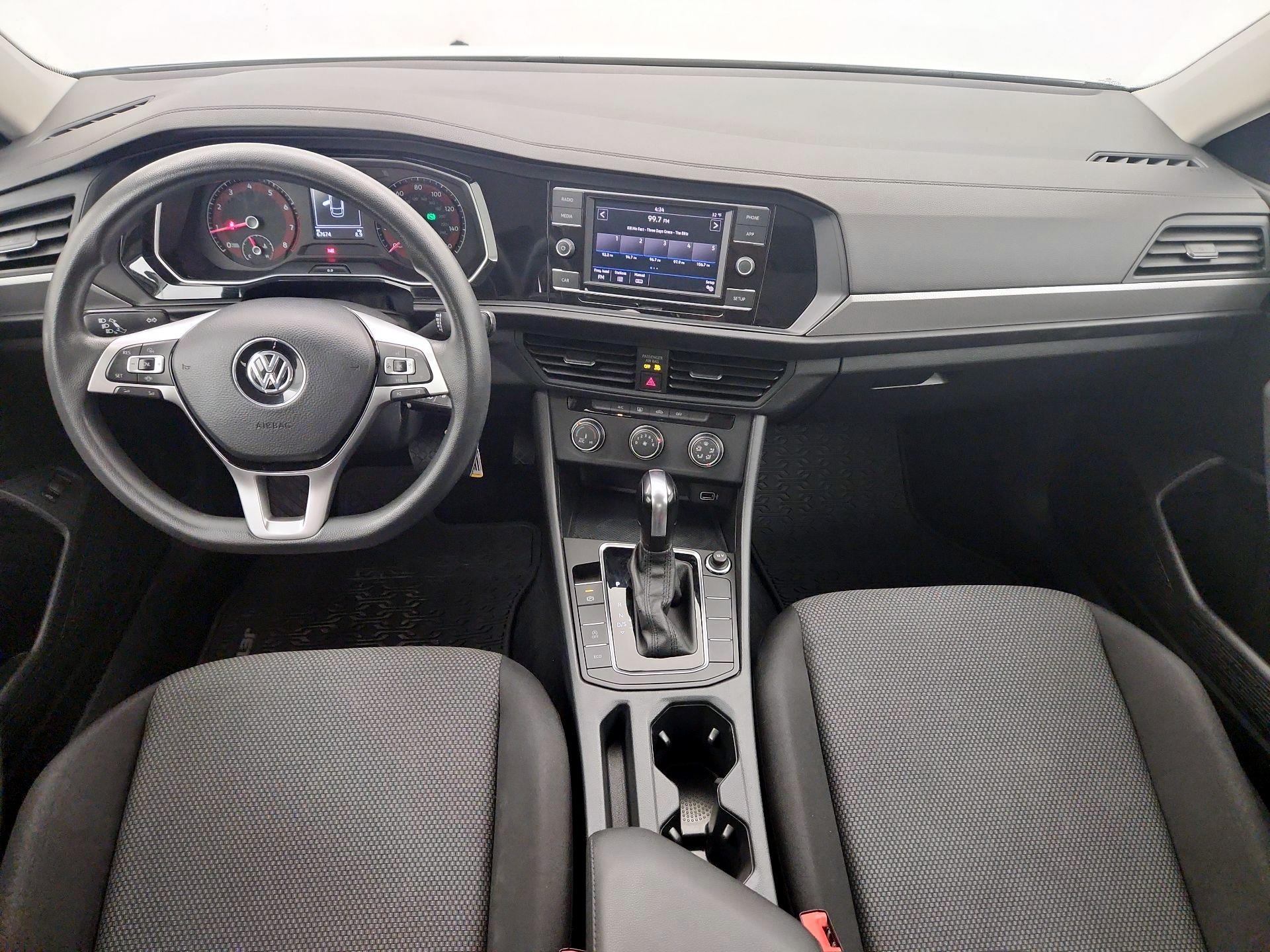 Thumbnail: 2019 Volkswagen Jetta - 9