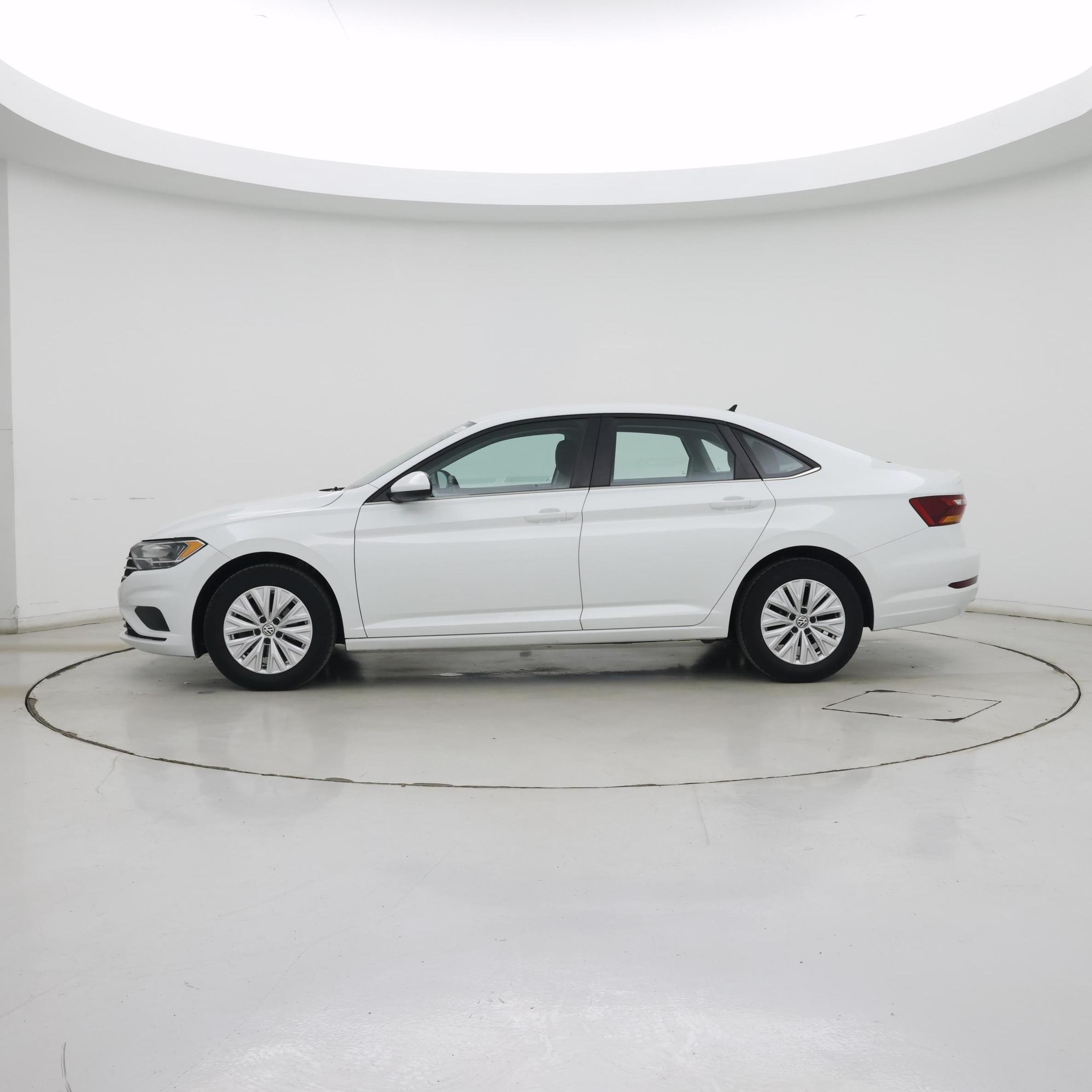 Thumbnail: 2019 Volkswagen Jetta - 3