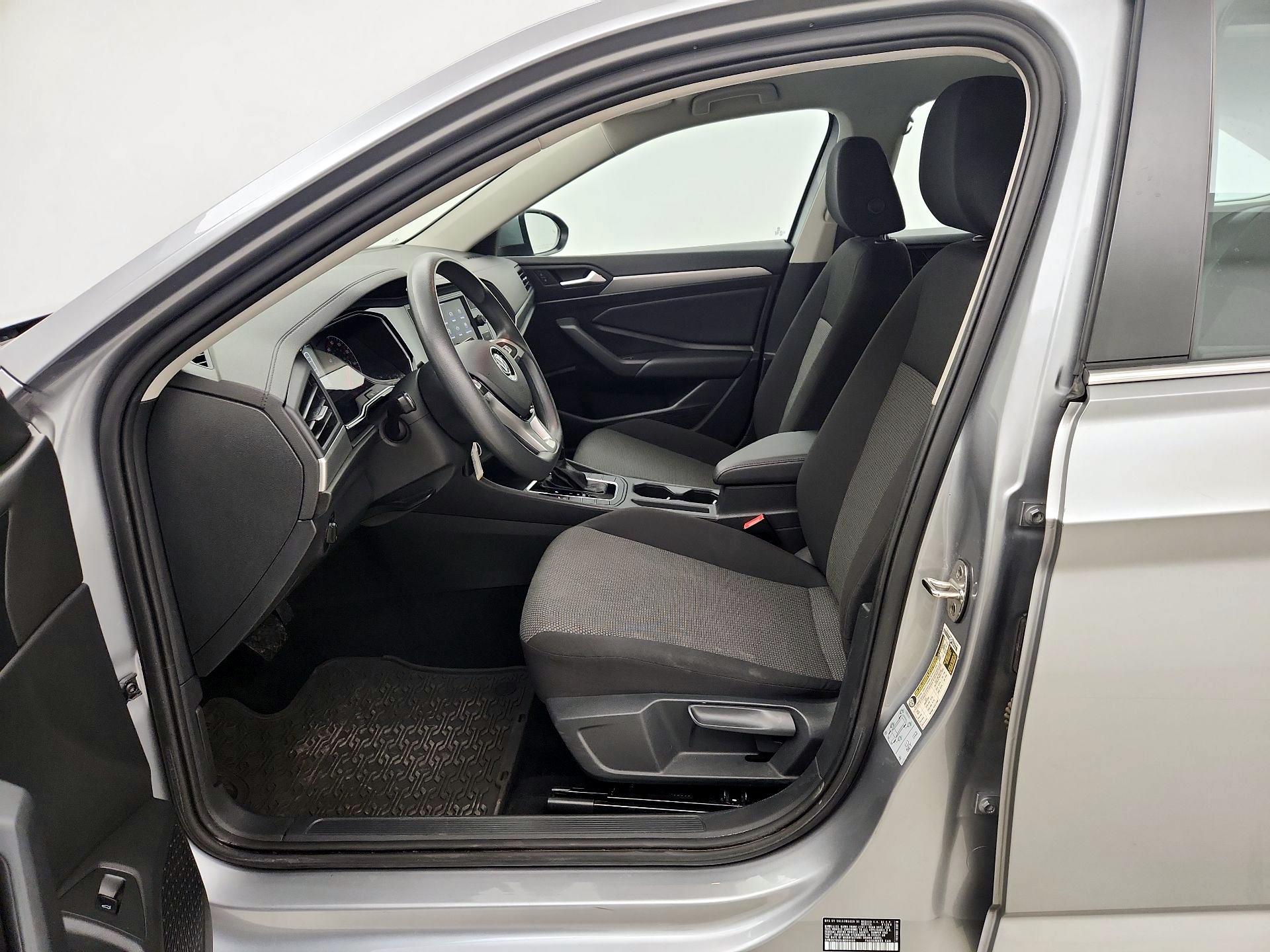 Thumbnail: 2020 Volkswagen Jetta - 11