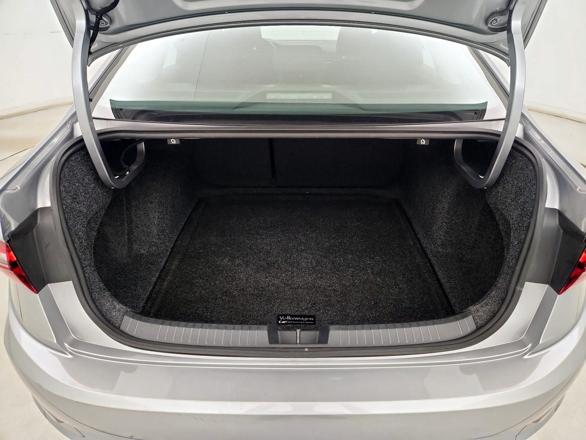 Thumbnail: 2020 Volkswagen Jetta - 20