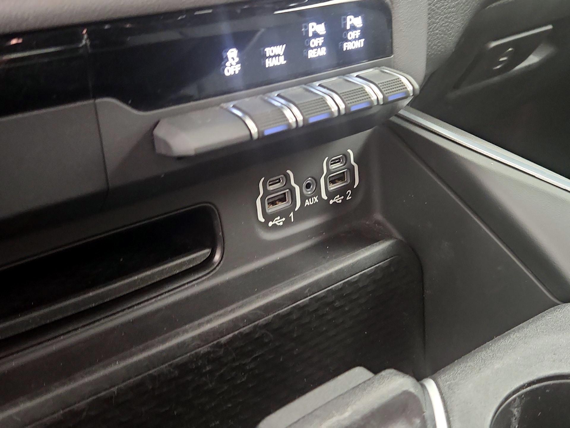 Thumbnail: 2021 RAM 1500 - 18