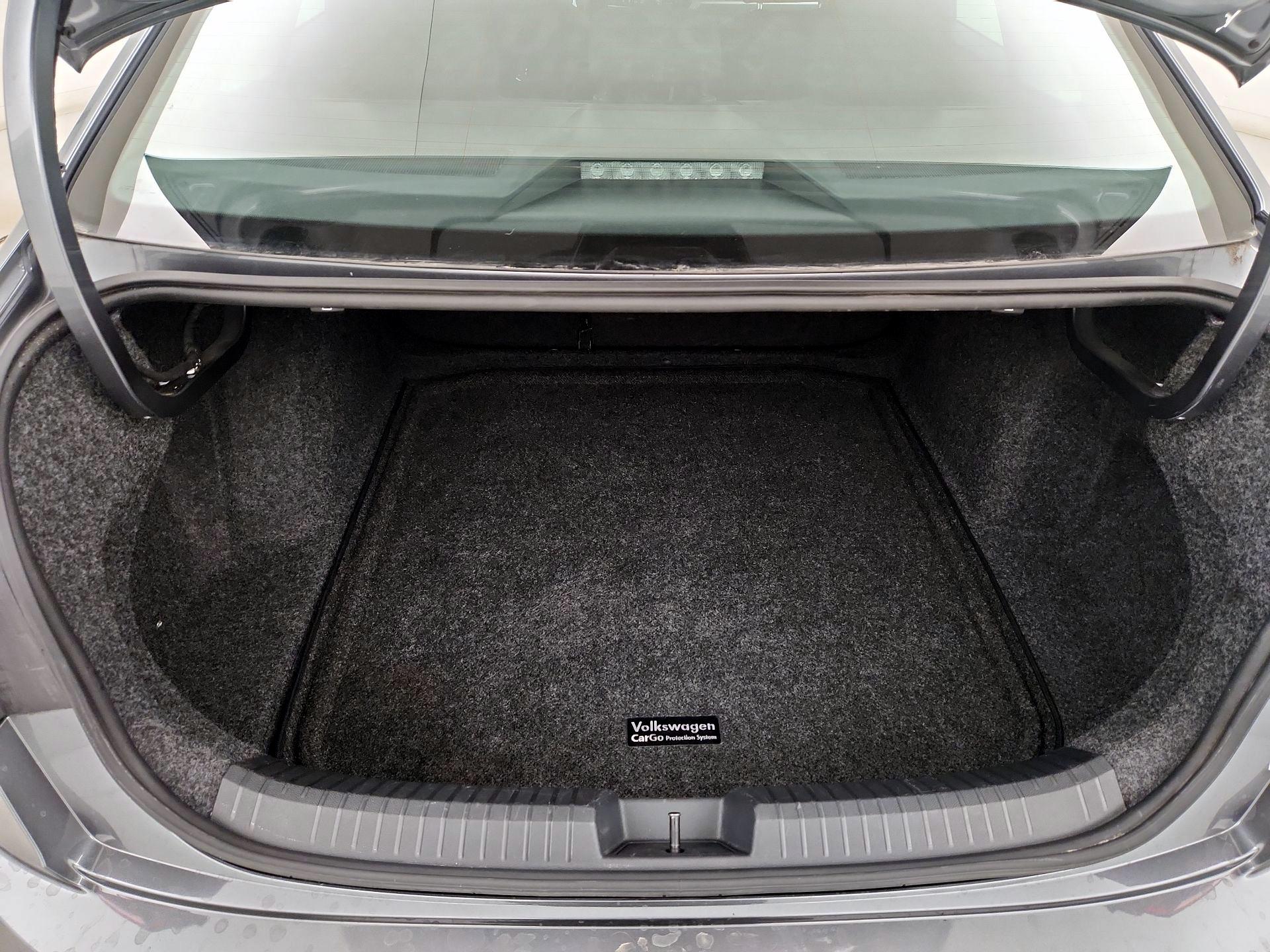 Thumbnail: 2020 Volkswagen Jetta - 20