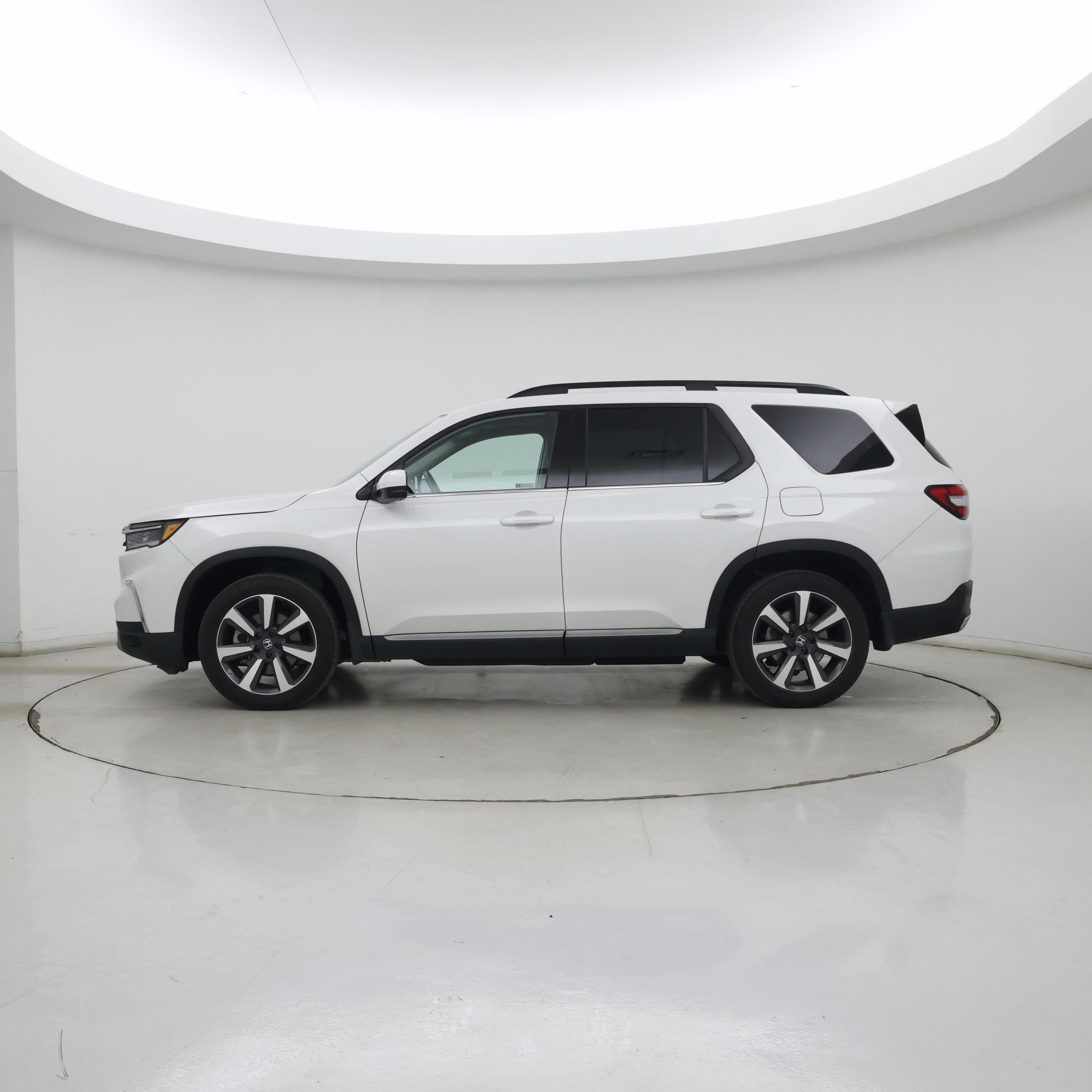 Thumbnail: 2024 Honda Pilot - 3