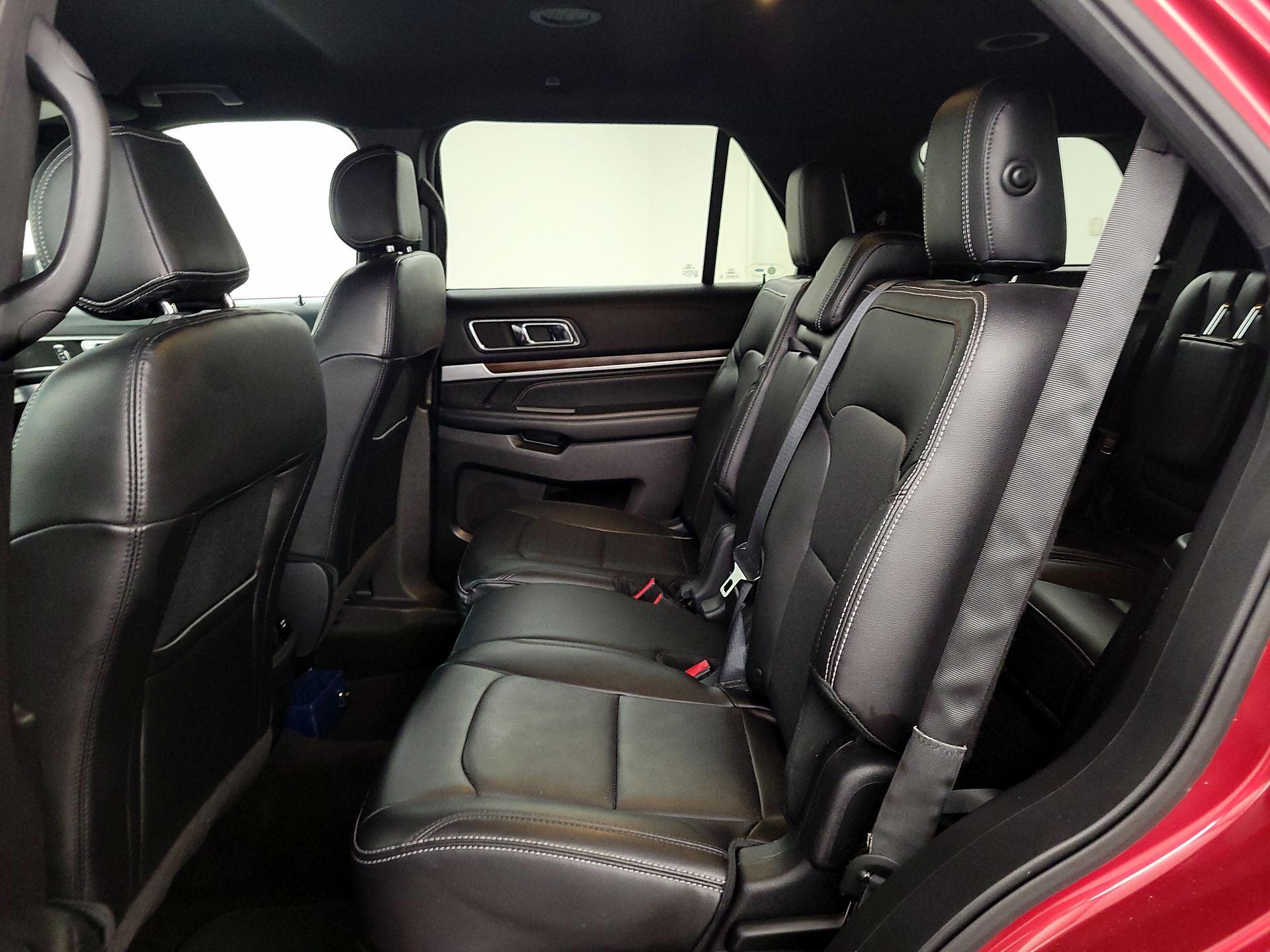 Thumbnail: 2016 Ford Explorer - 20