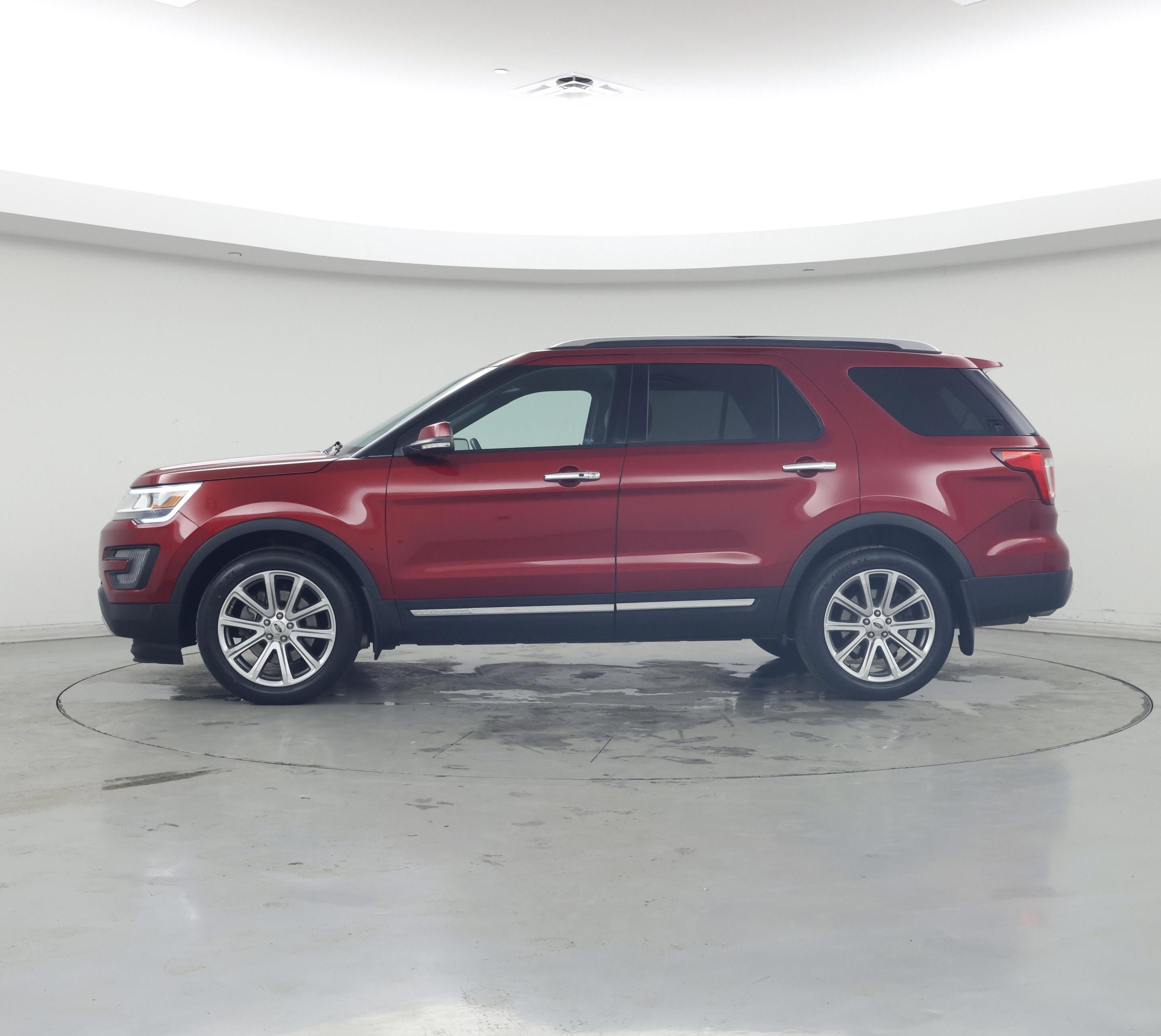 Thumbnail: 2016 Ford Explorer - 3
