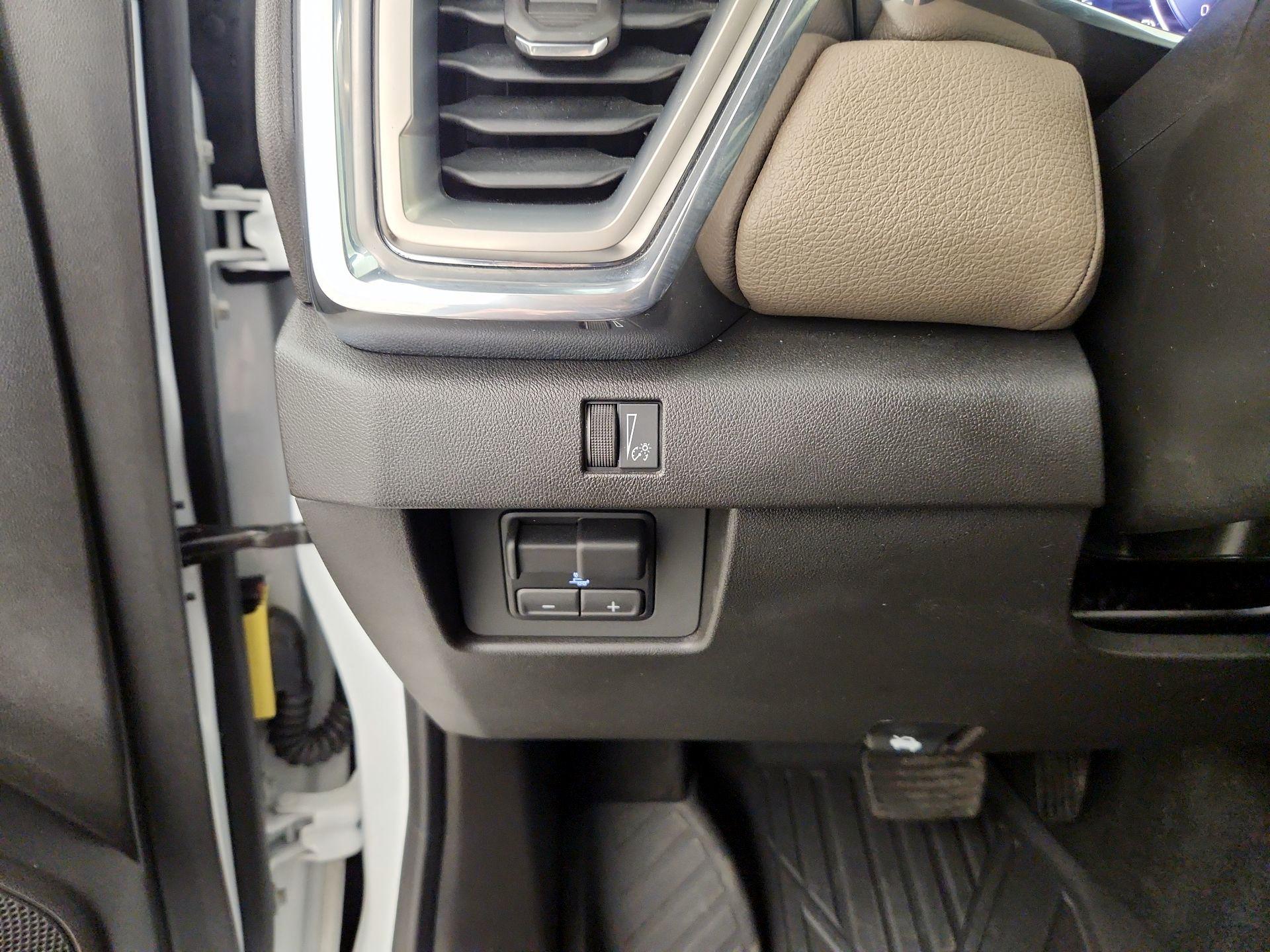 Thumbnail: 2023 GMC Canyon - 13