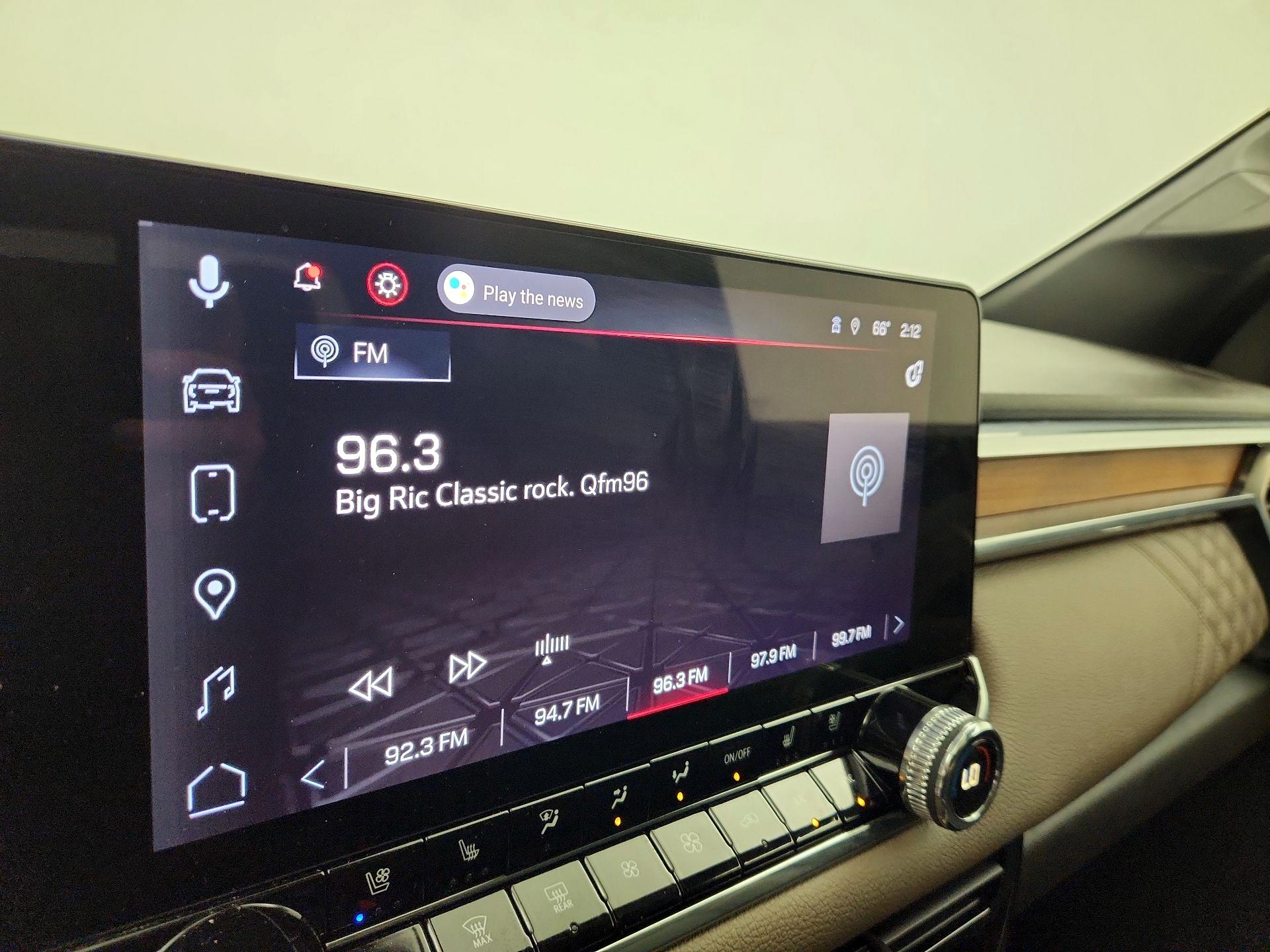 Thumbnail: 2023 GMC Canyon - 16