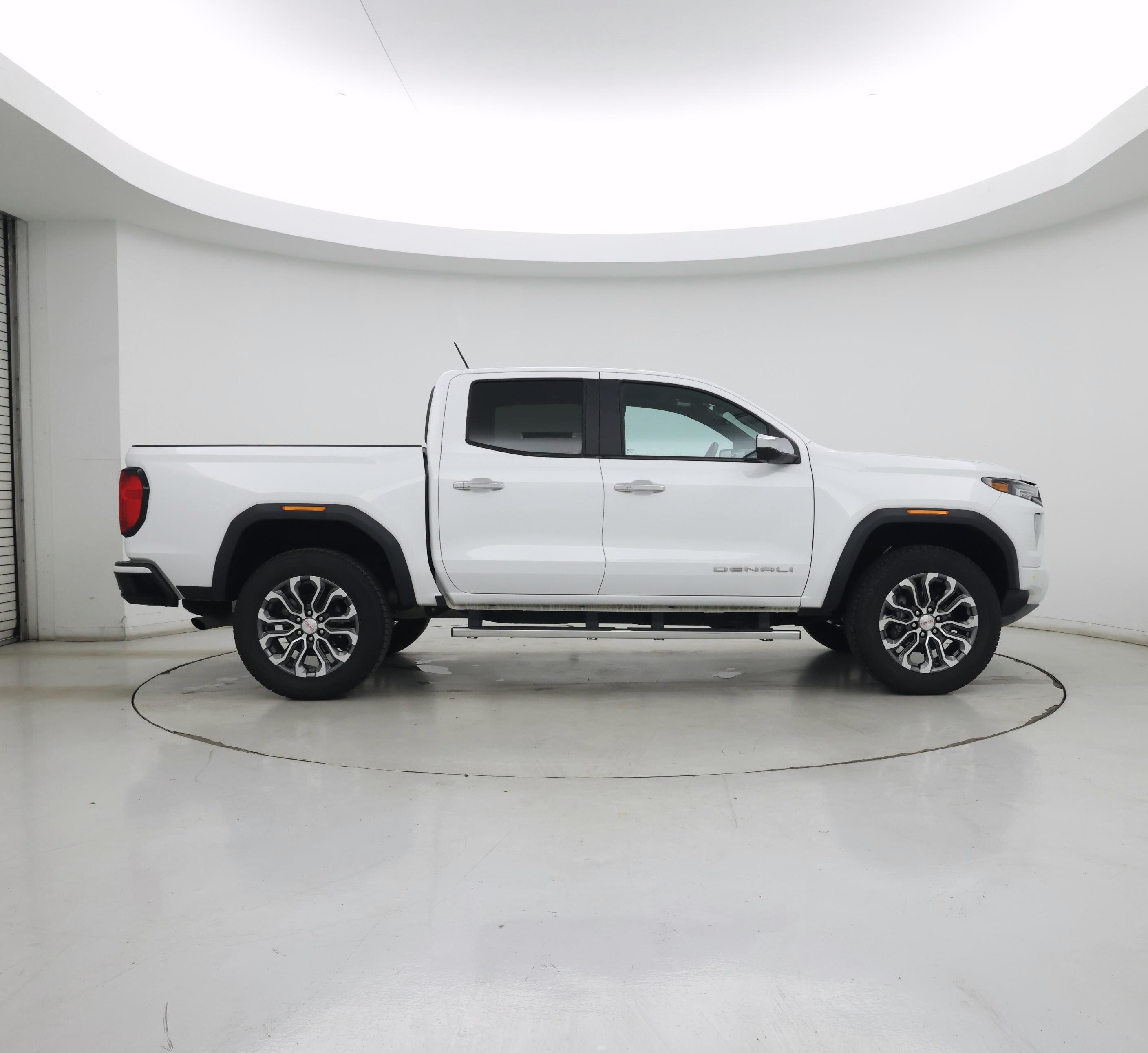 Thumbnail: 2023 GMC Canyon - 7