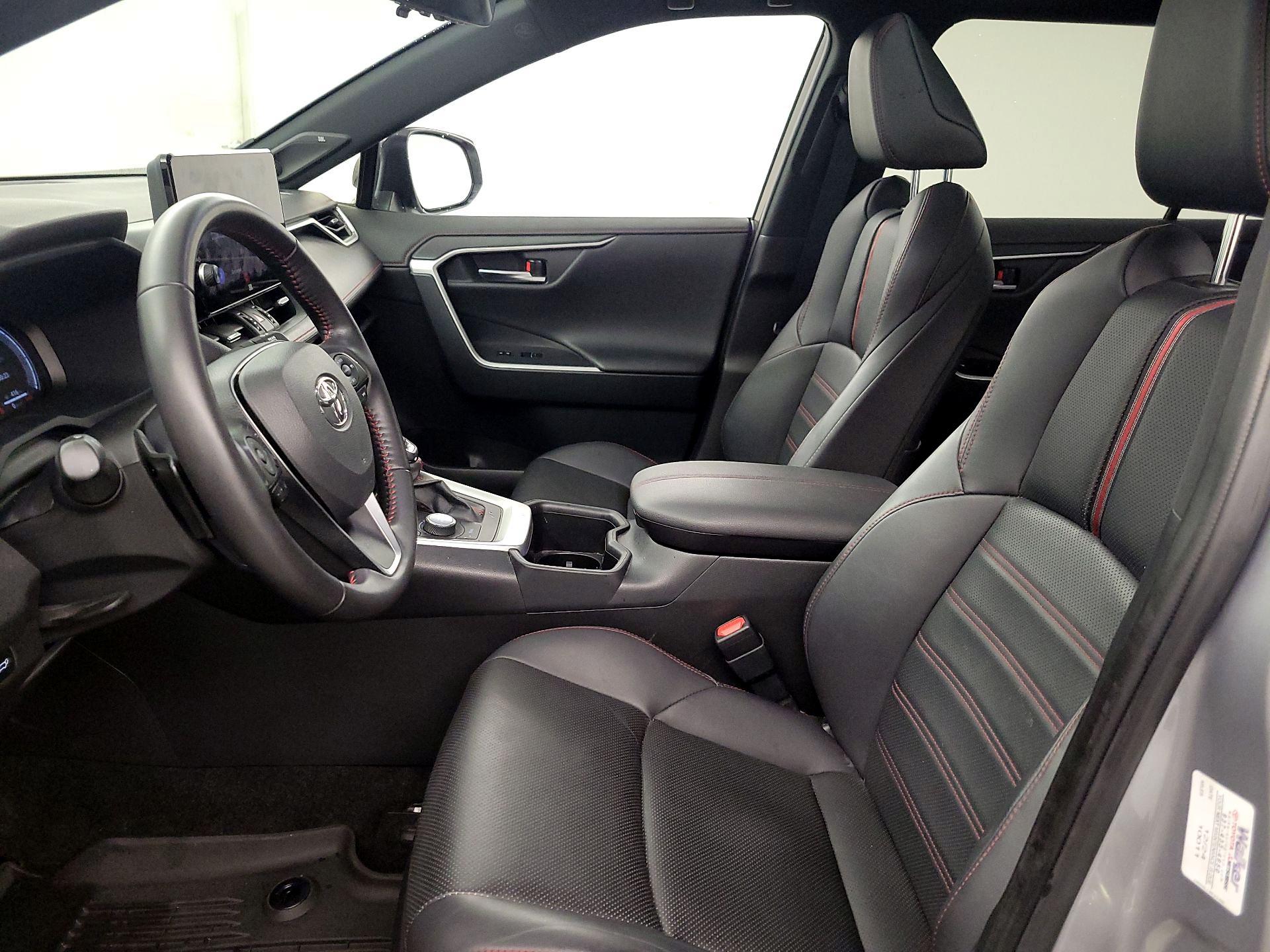 Thumbnail: 2024 Toyota RAV4 - 11