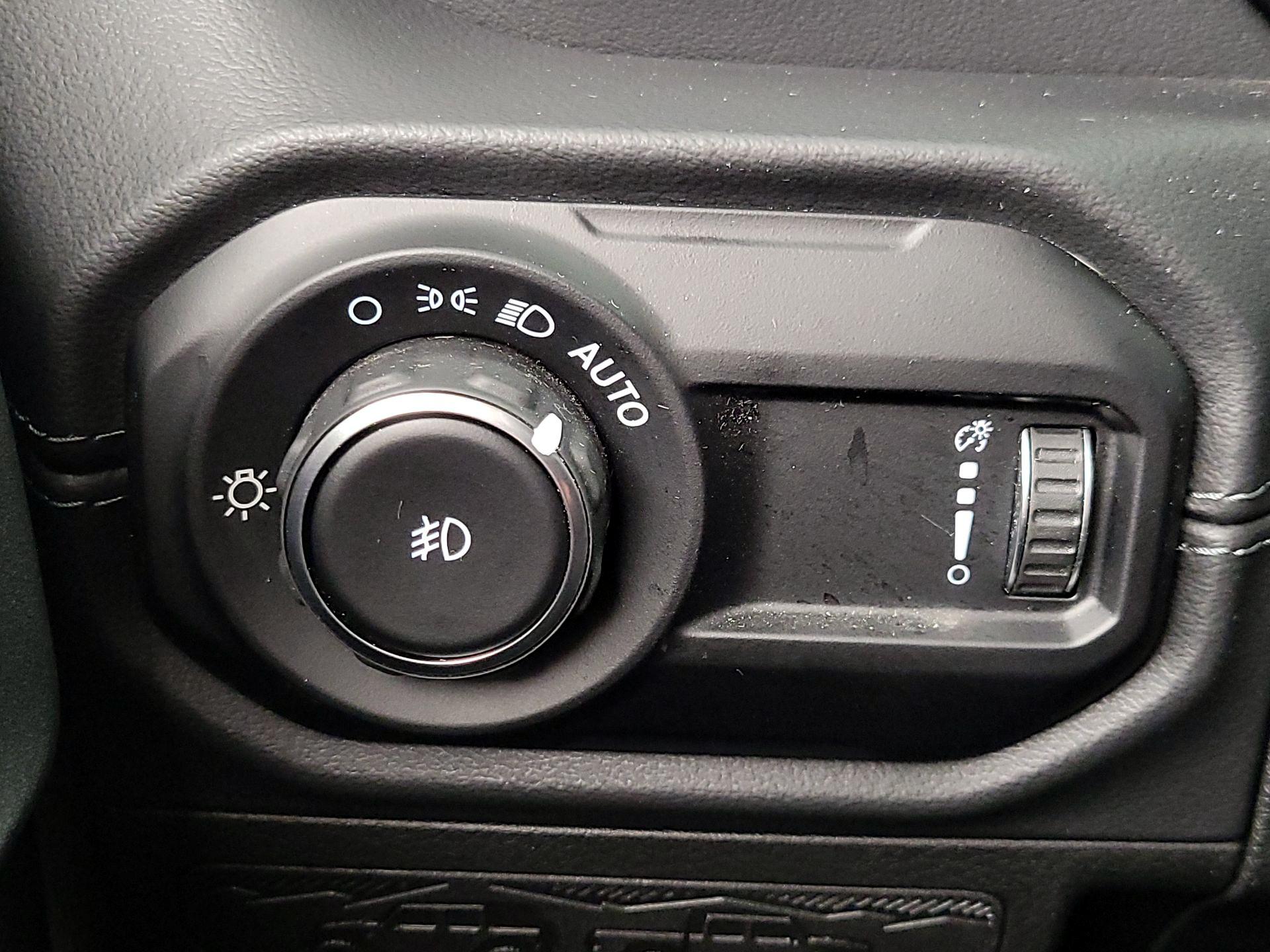 Thumbnail: 2024 Jeep Wrangler - 13