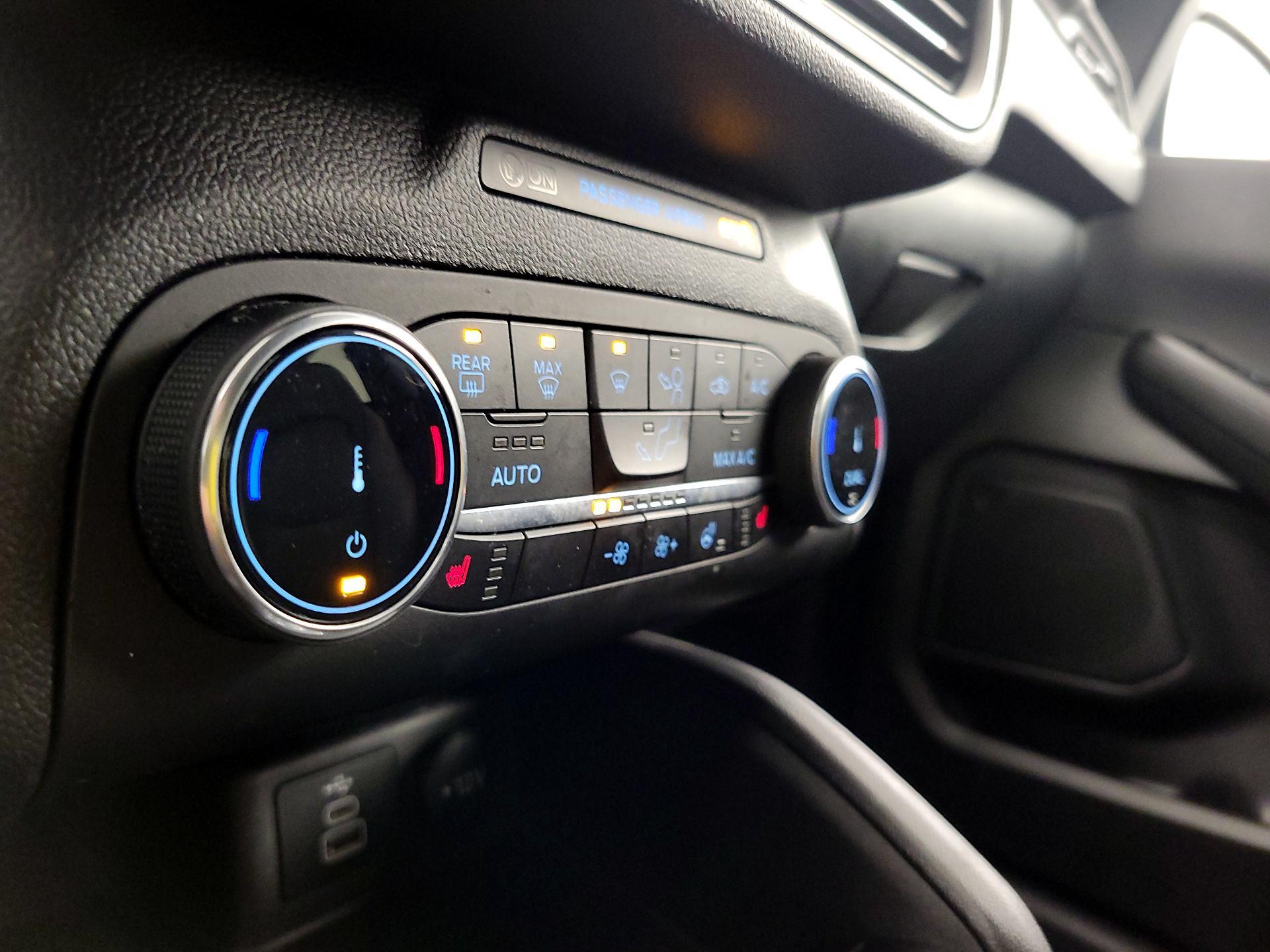 Thumbnail: 2025 Ford Escape - 16