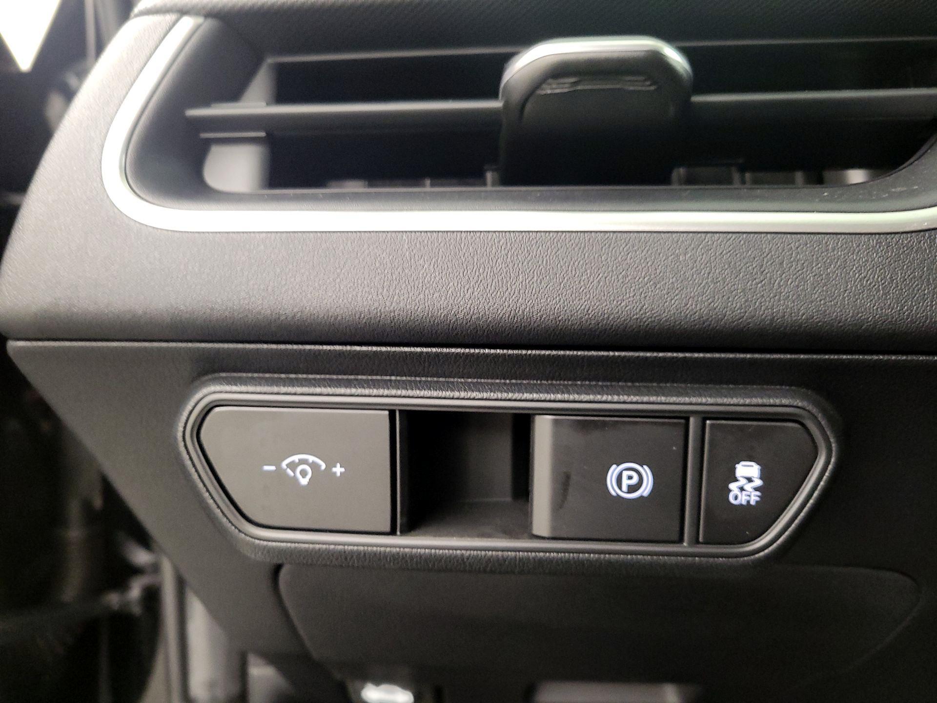 Thumbnail: 2025 Kia K4 - 13