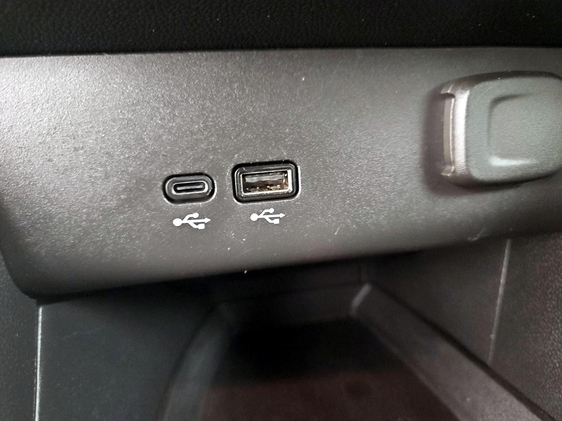 Thumbnail: 2024 Buick Encore GX - 18