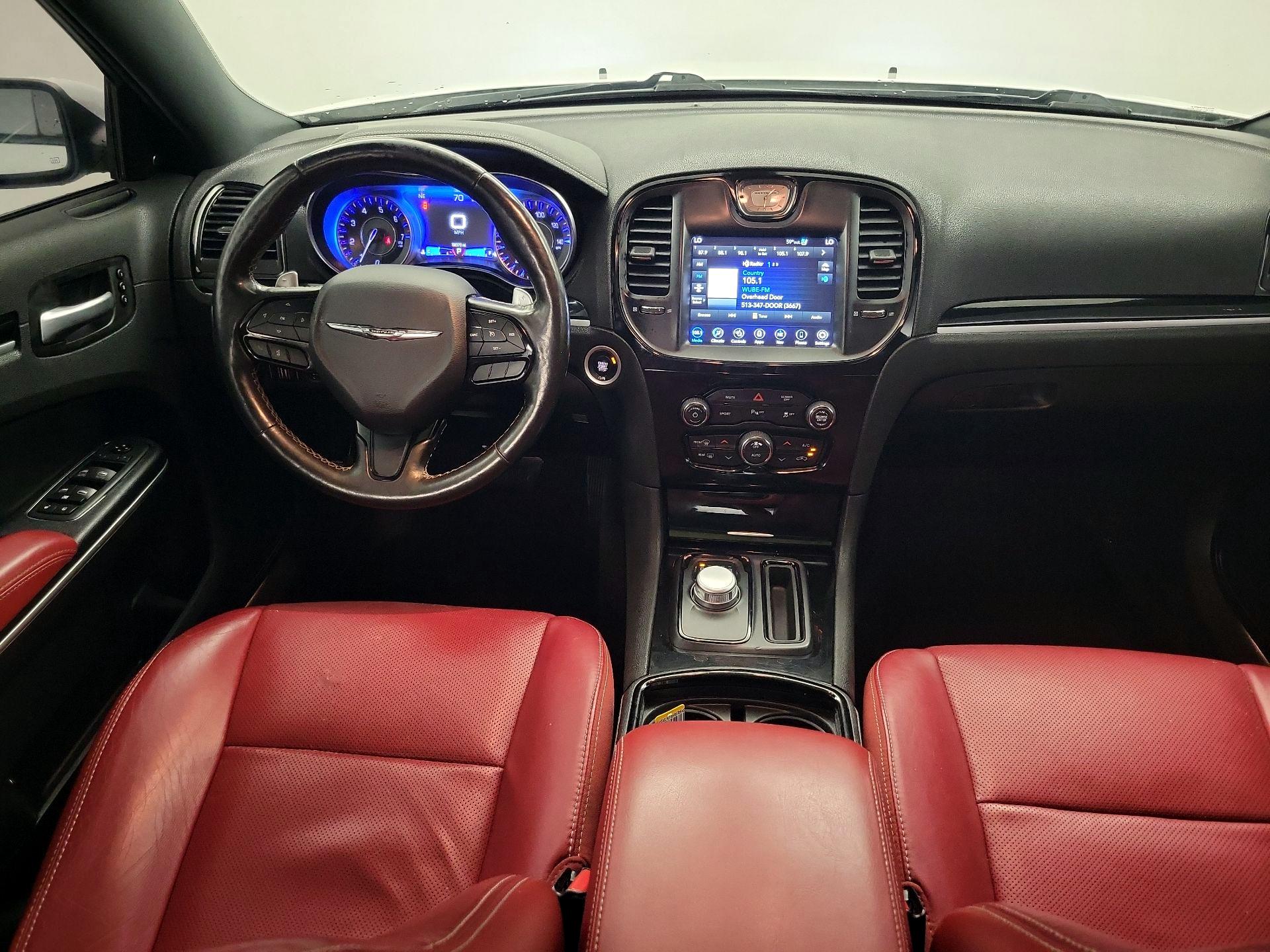 Thumbnail: 2020 Chrysler 300 - 9