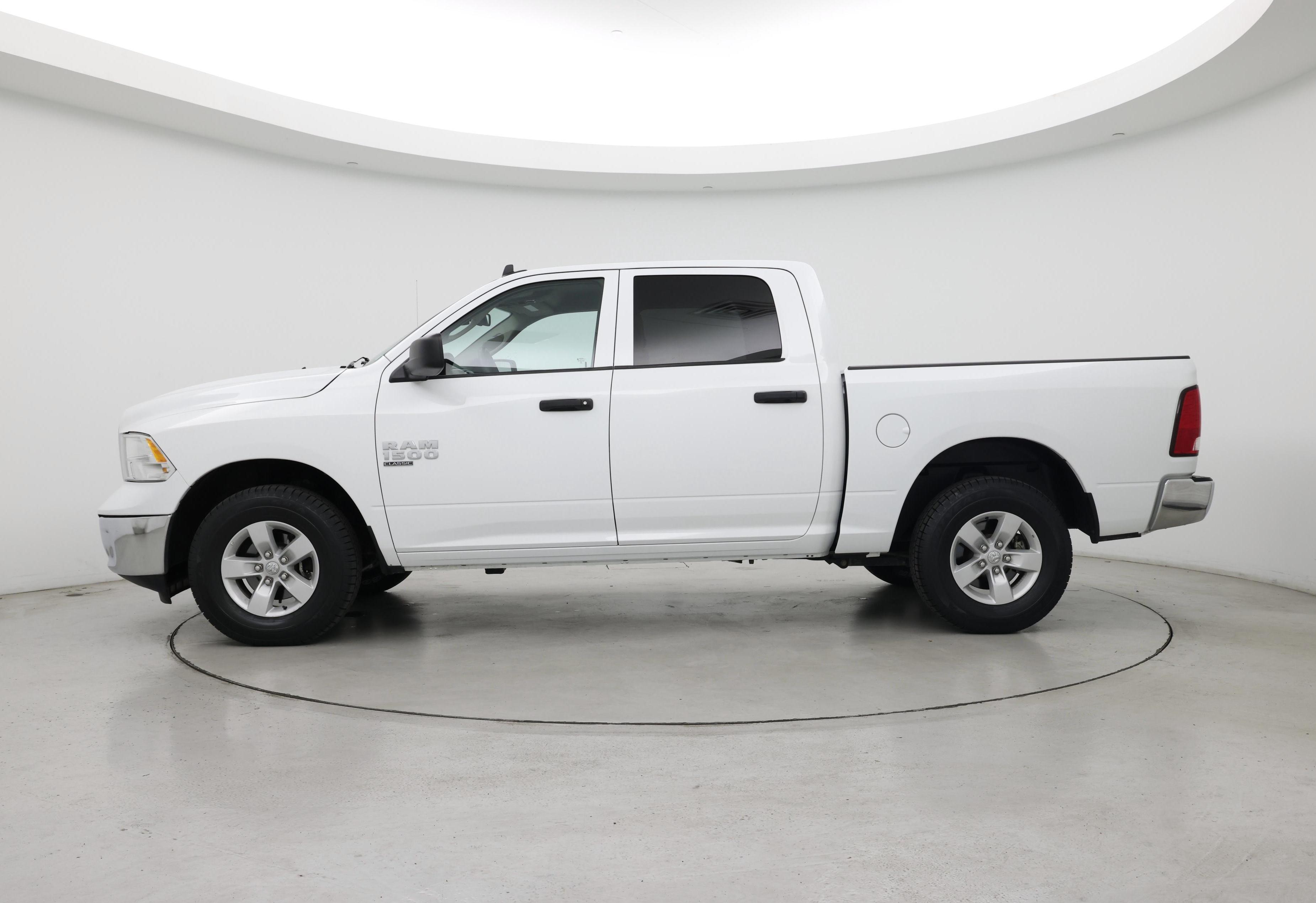 Thumbnail: 2023 RAM 1500 Classic - 3