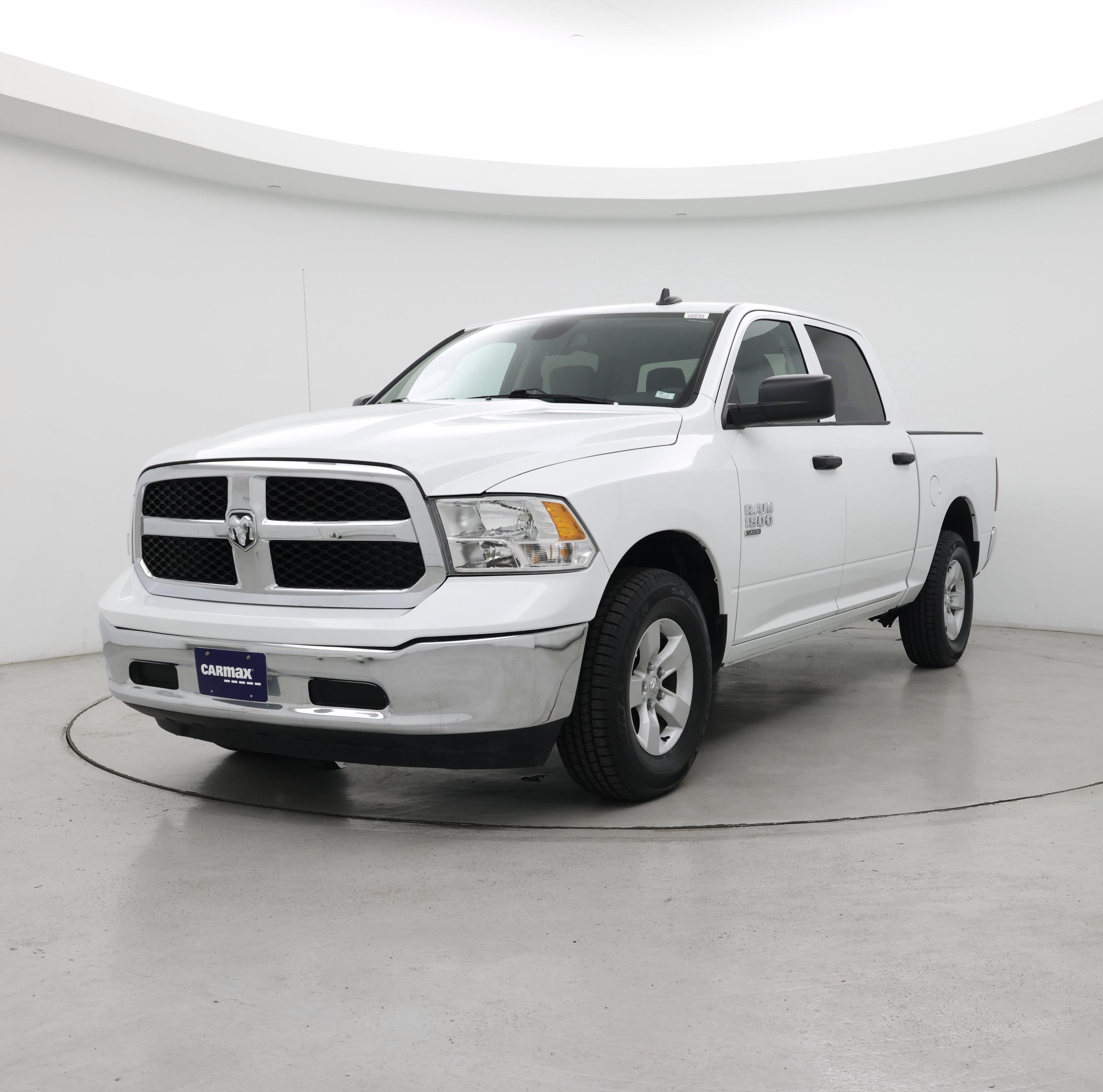 Thumbnail: 2023 RAM 1500 Classic - 4