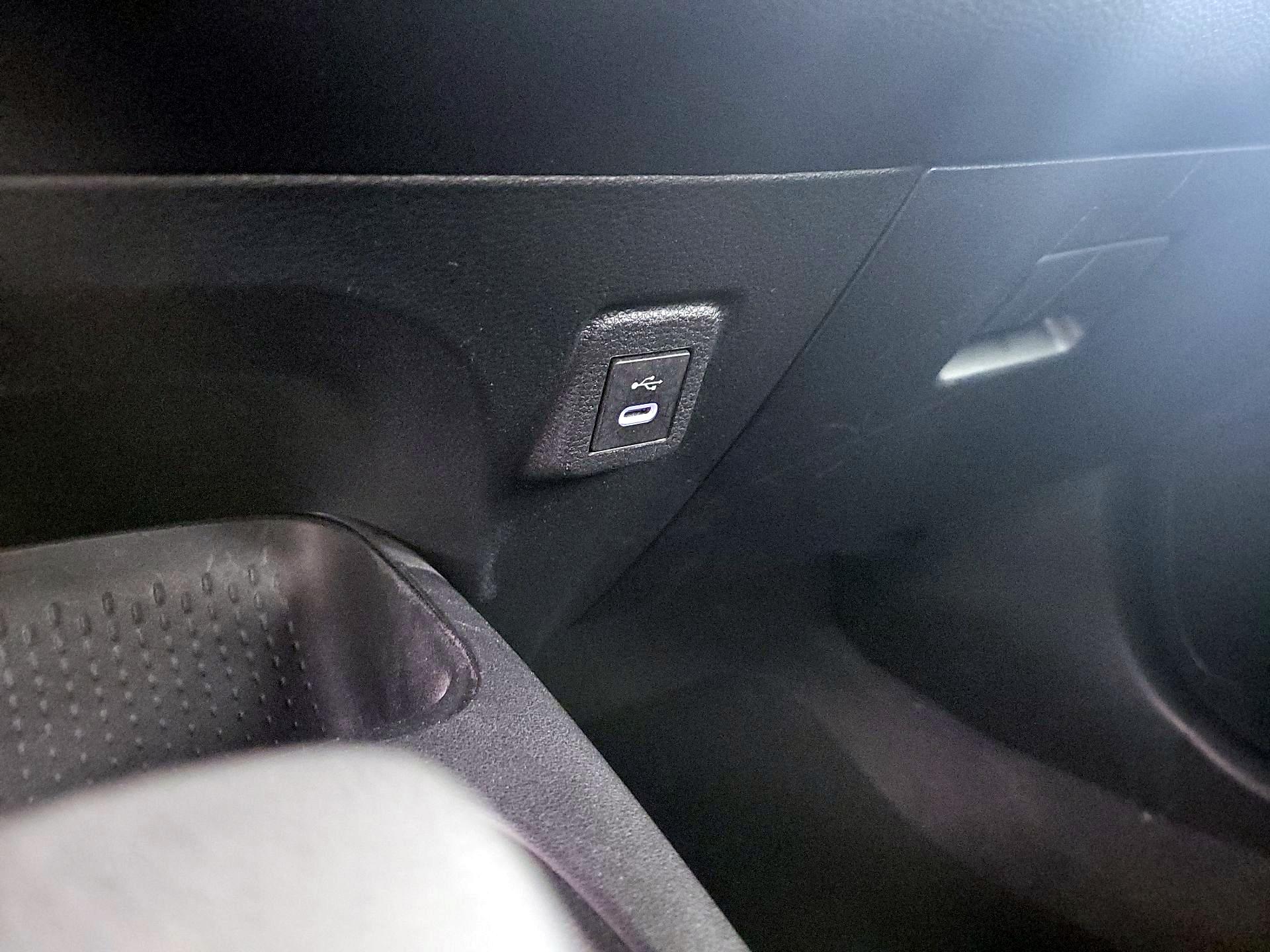 Thumbnail: 2024 Toyota Corolla - 18