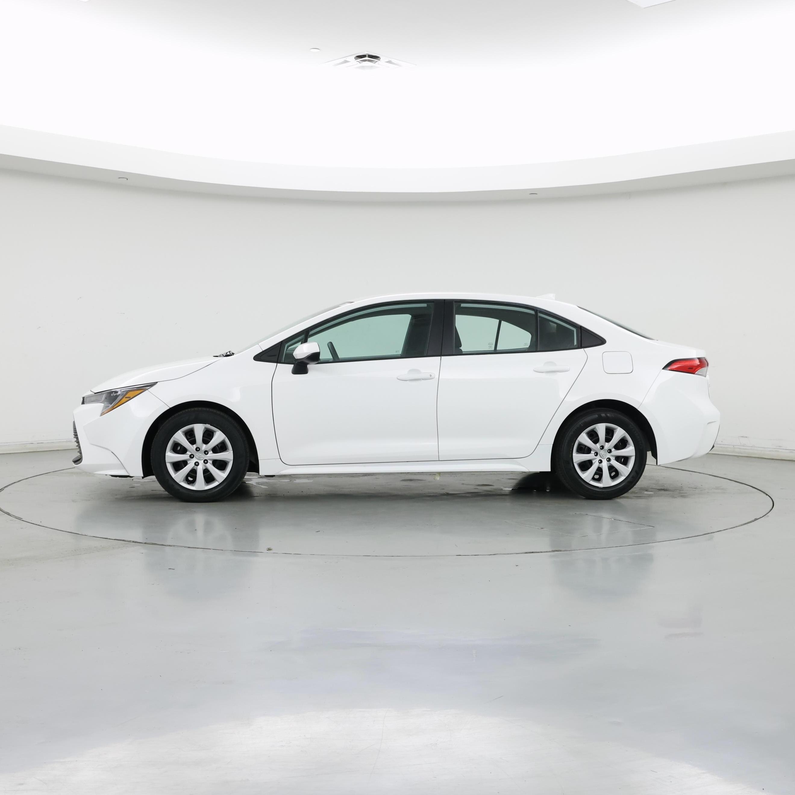 Thumbnail: 2024 Toyota Corolla - 3