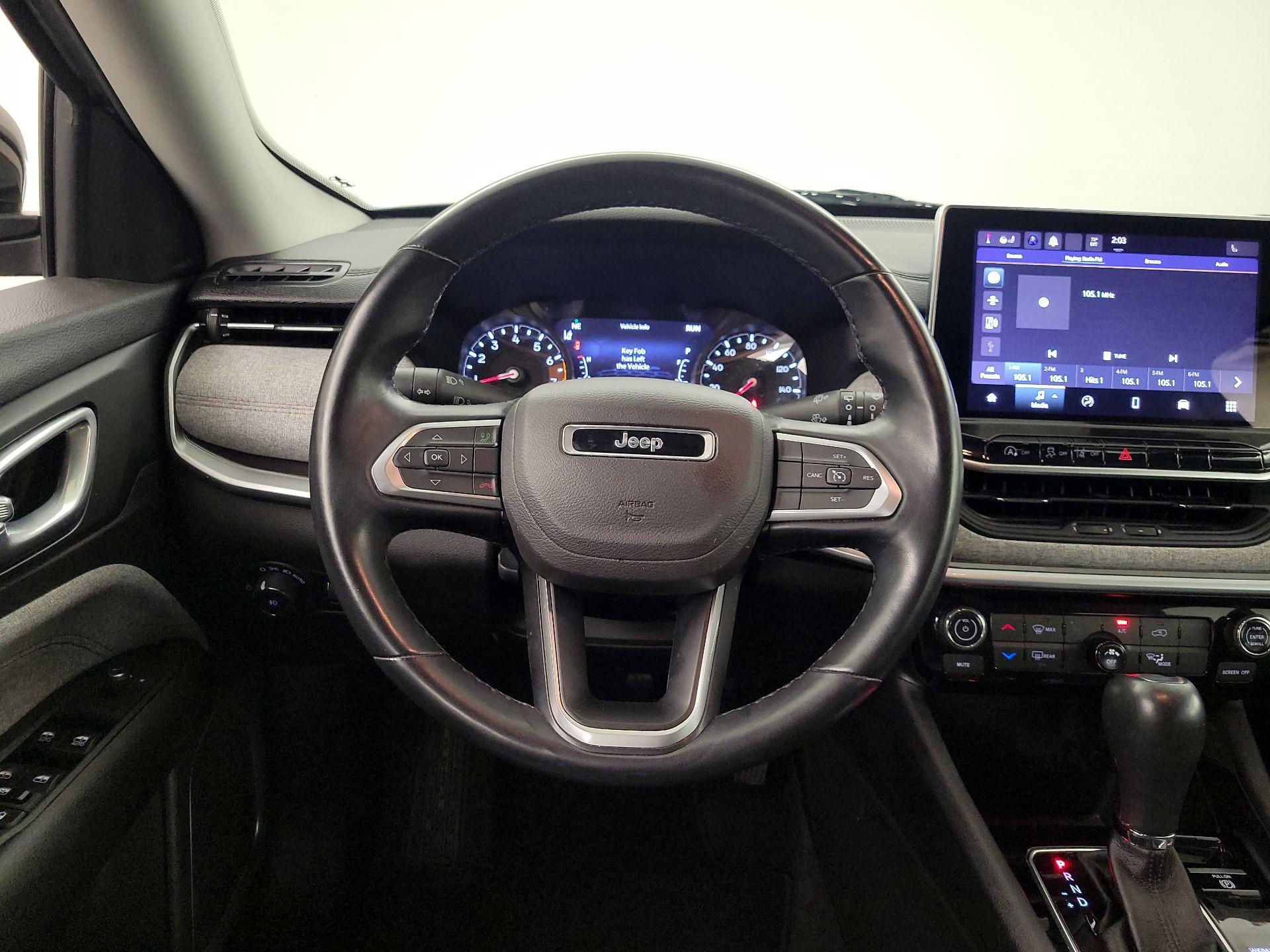 Thumbnail: 2022 Jeep Compass - 10