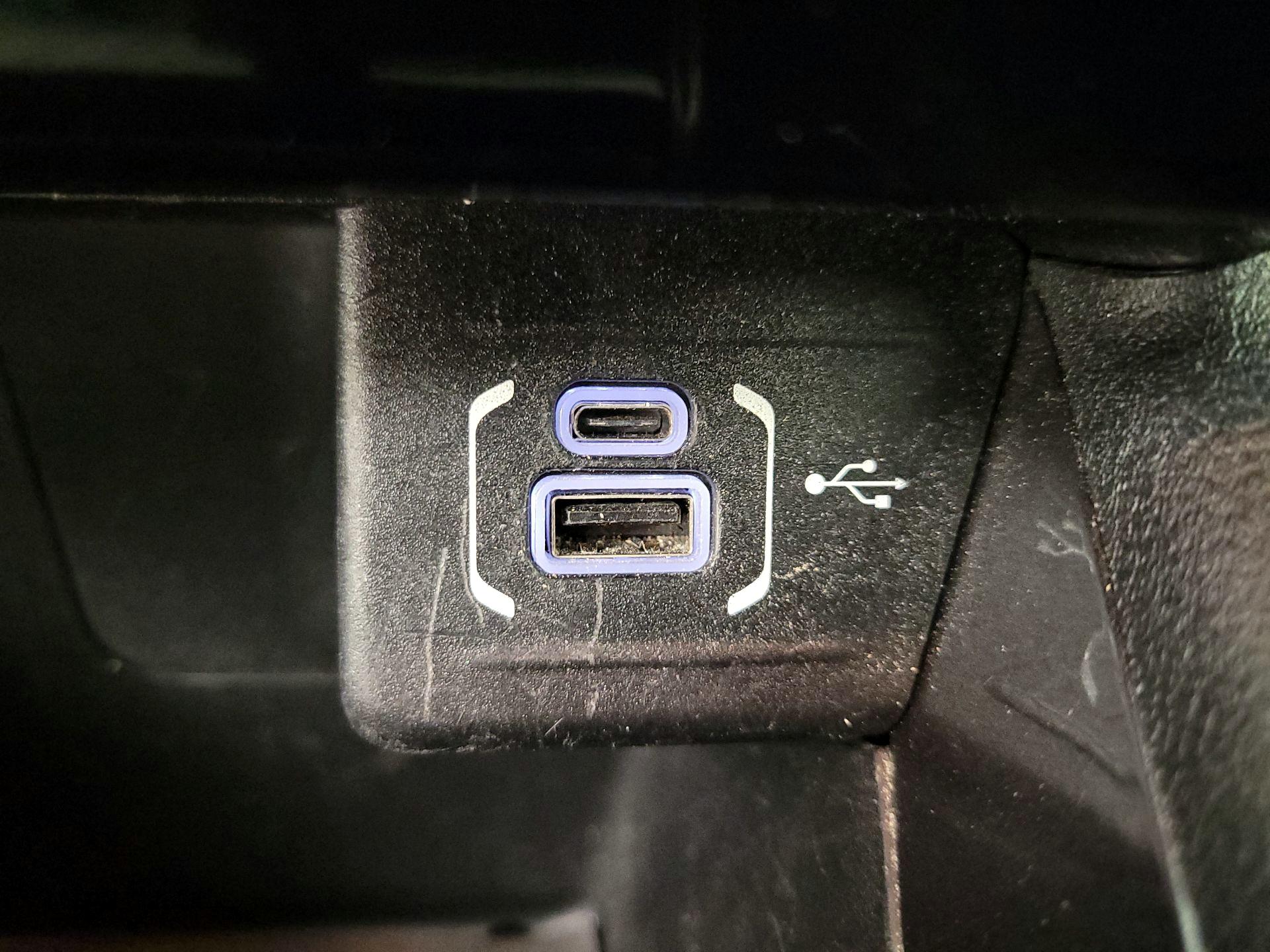 Thumbnail: 2022 Jeep Compass - 18