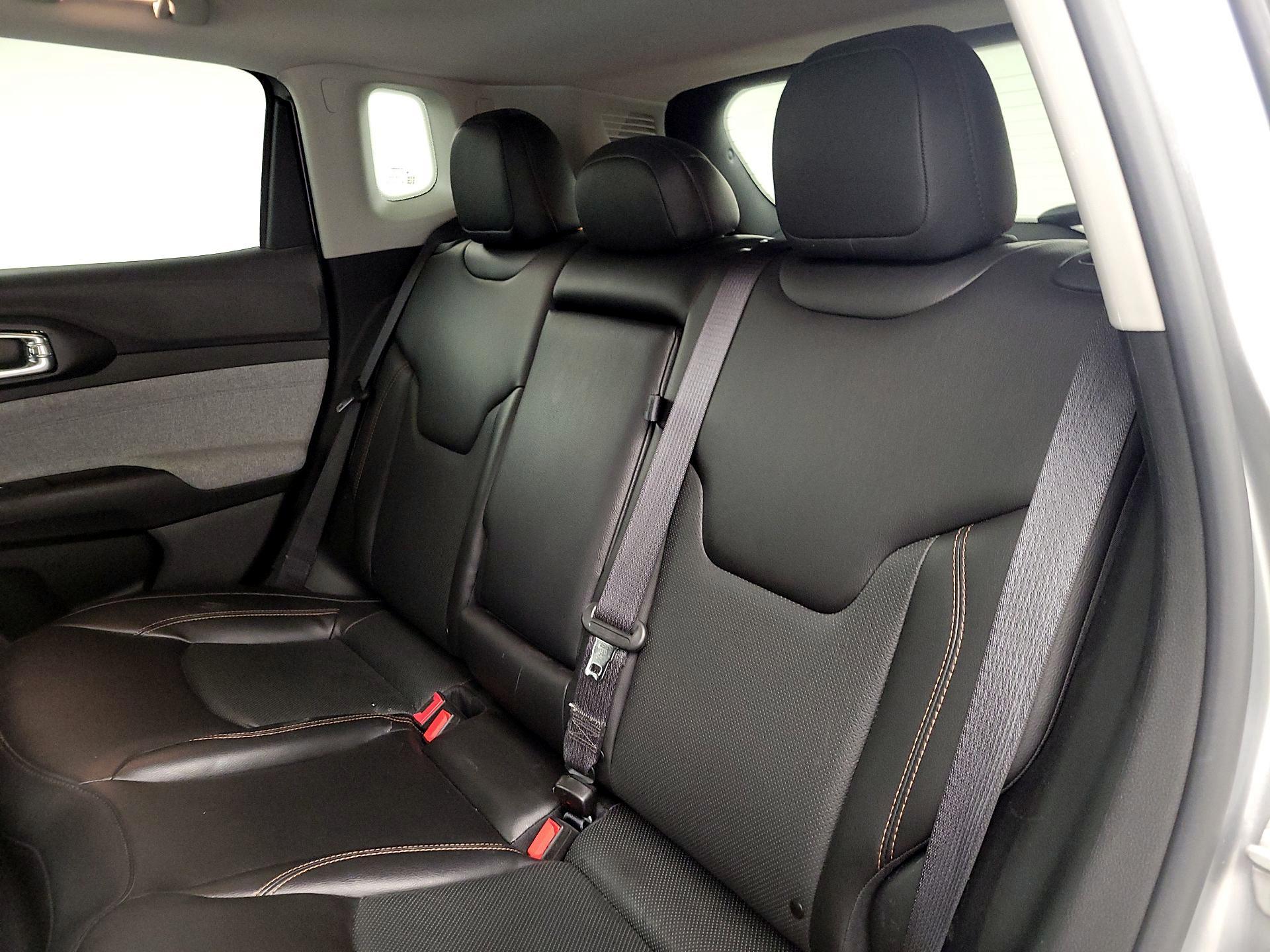 Thumbnail: 2022 Jeep Compass - 19