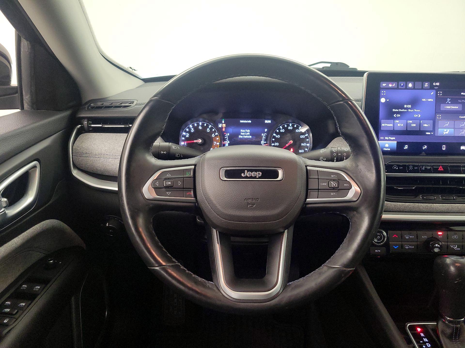 Thumbnail: 2022 Jeep Compass - 10