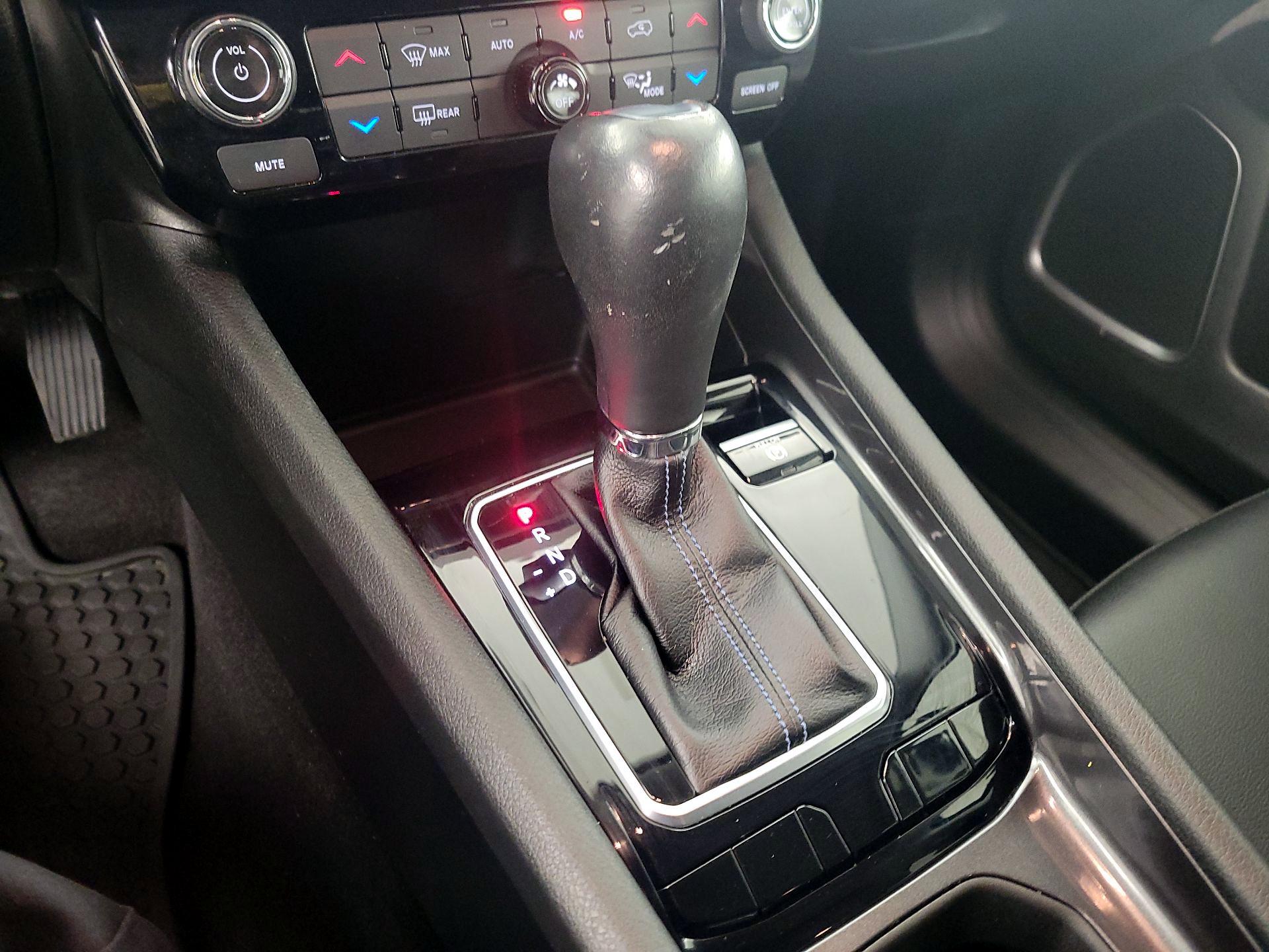 Thumbnail: 2022 Jeep Compass - 17