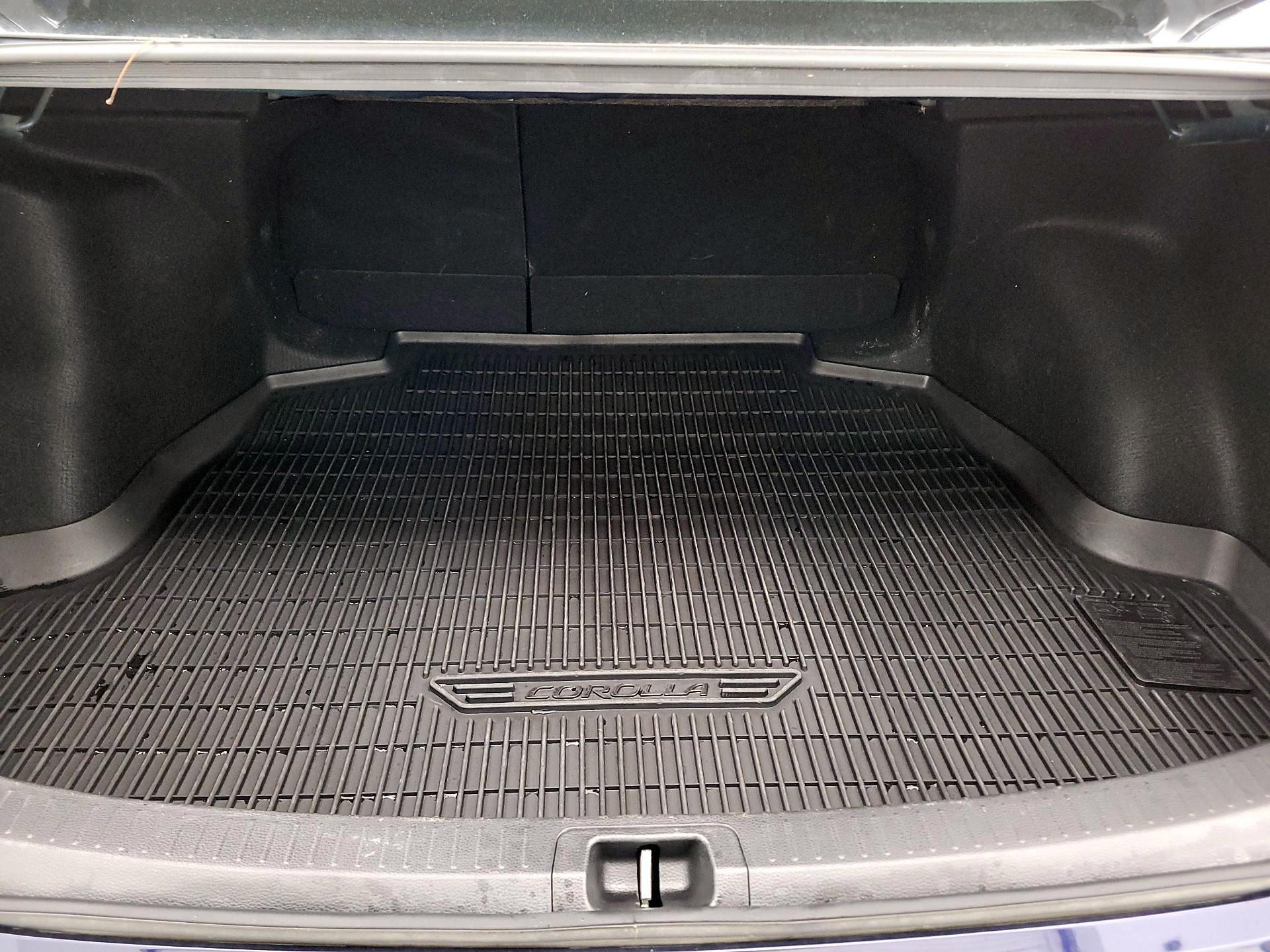 Thumbnail: 2024 Toyota Corolla - 20