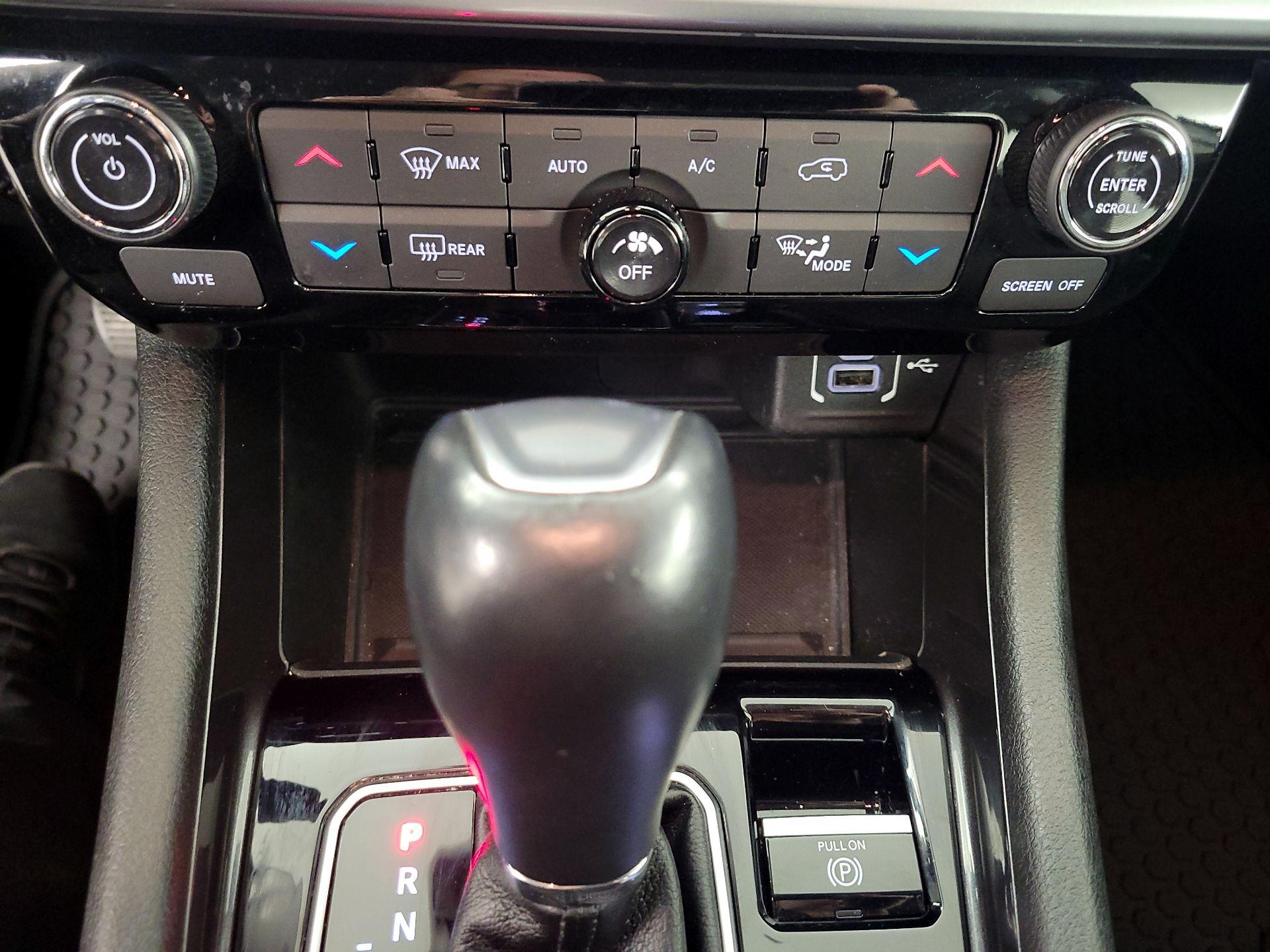 Thumbnail: 2022 Jeep Compass - 16