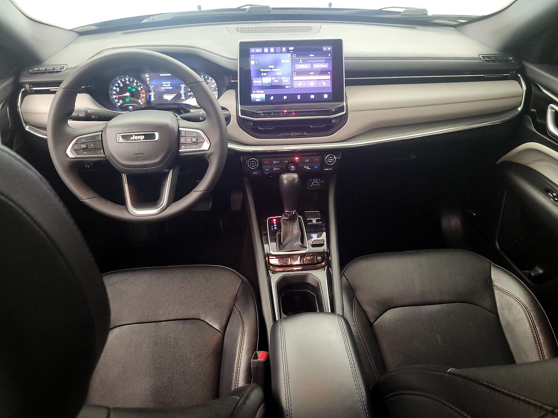 Thumbnail: 2023 Jeep Compass - 9