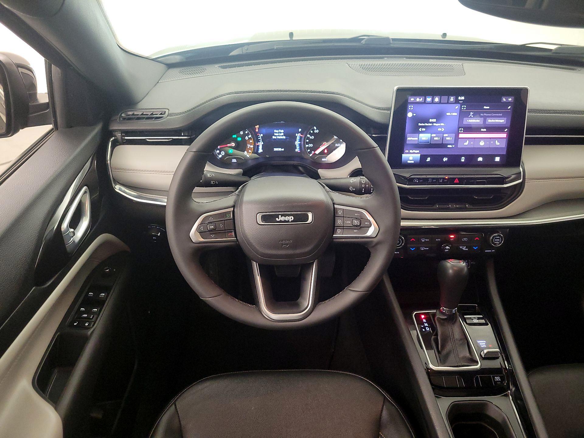 Thumbnail: 2023 Jeep Compass - 10