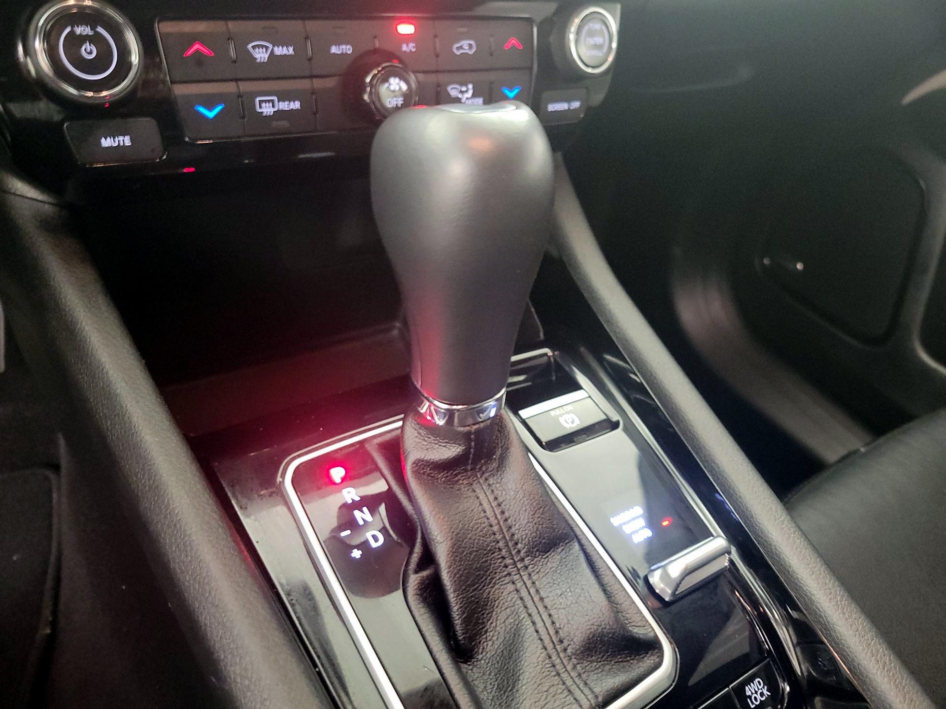 Thumbnail: 2023 Jeep Compass - 17