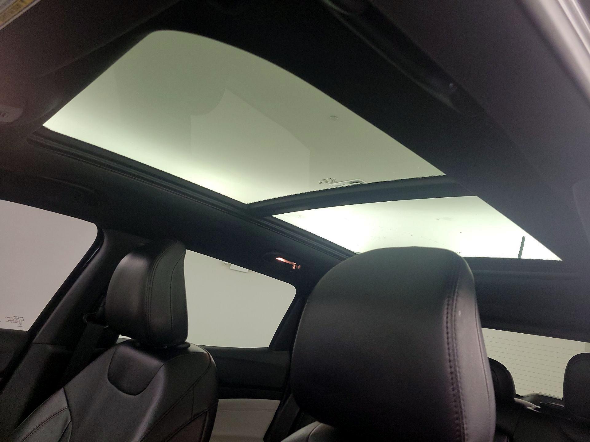 Thumbnail: 2023 Jeep Compass - 19