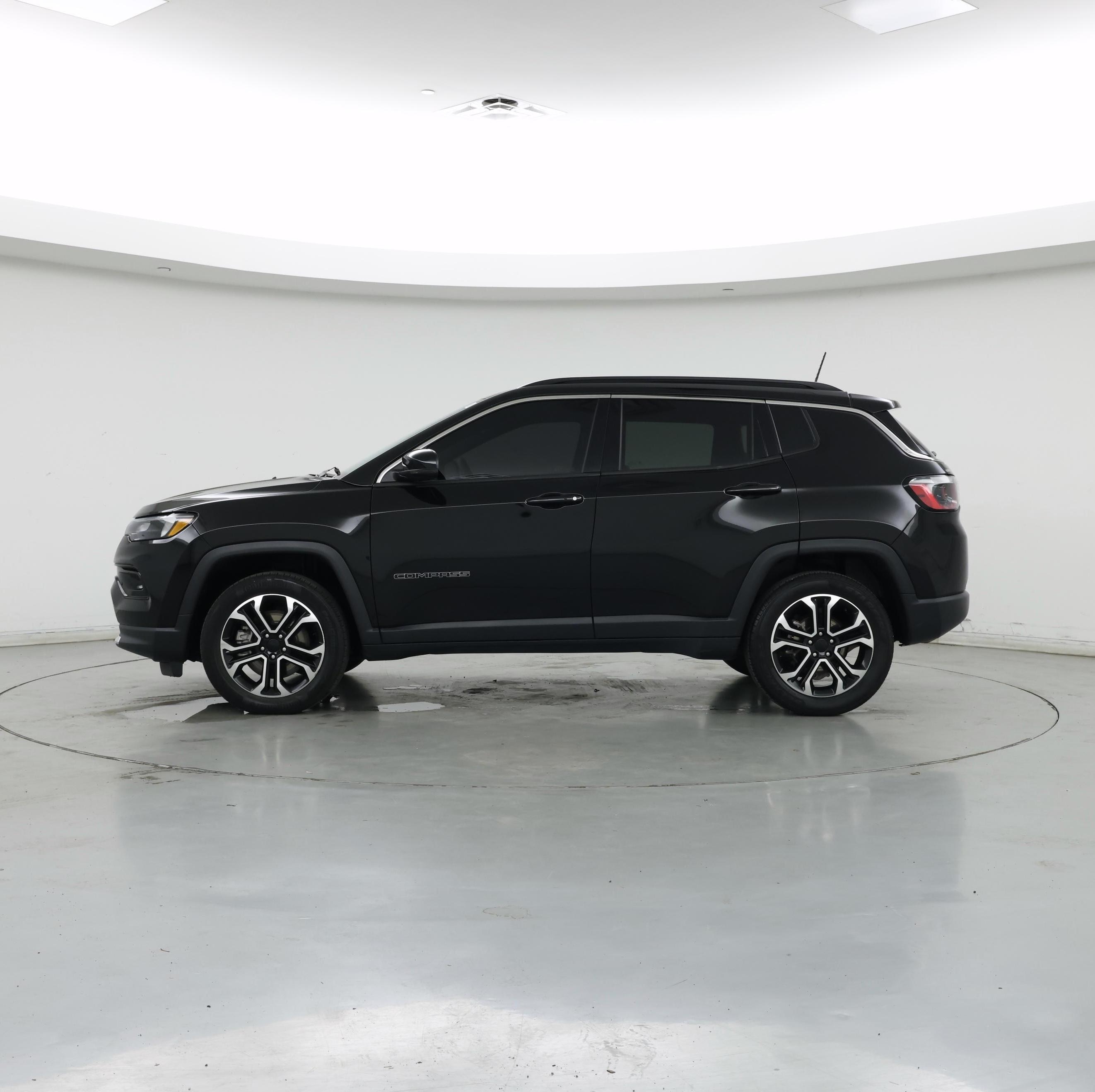 Thumbnail: 2023 Jeep Compass - 3
