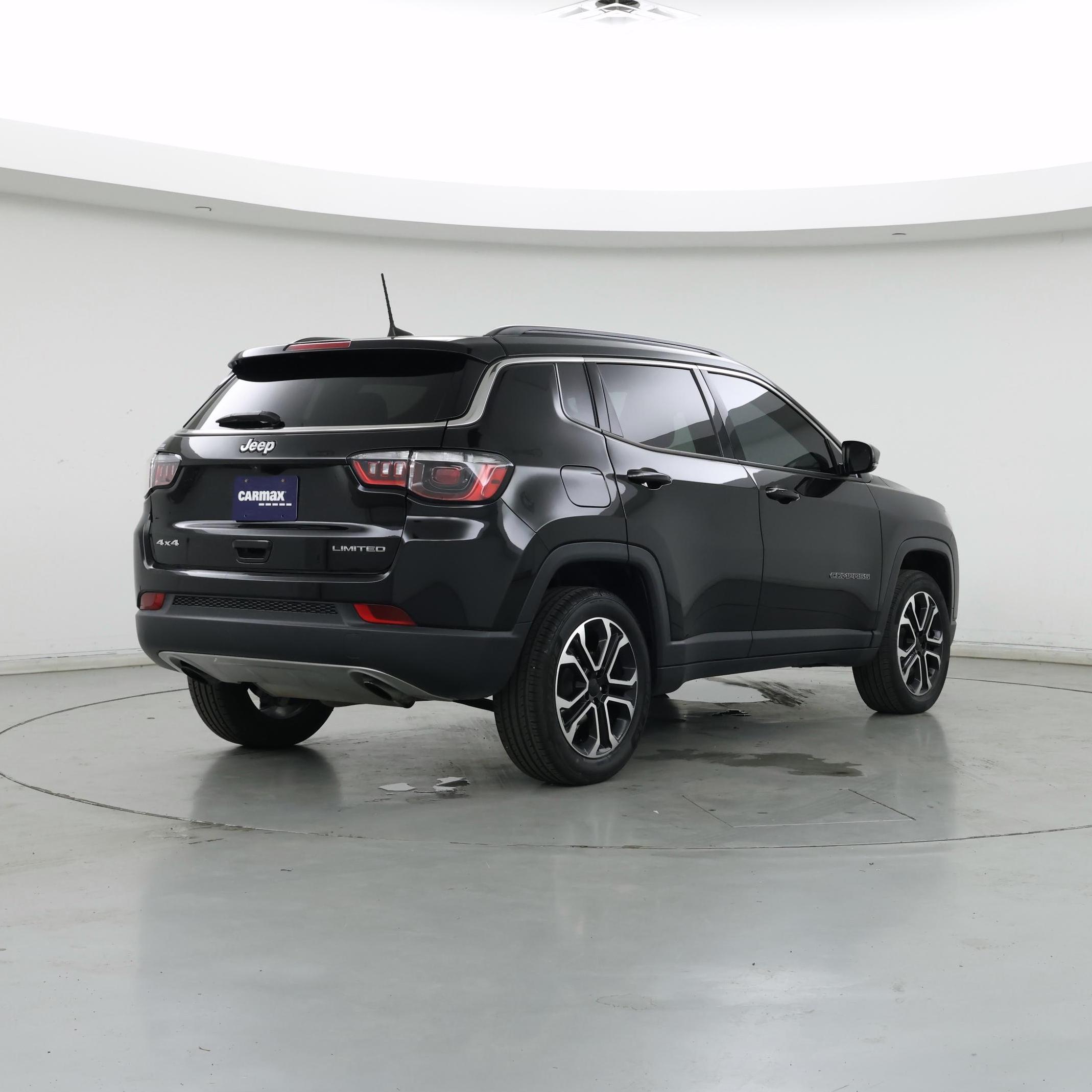 Thumbnail: 2023 Jeep Compass - 8