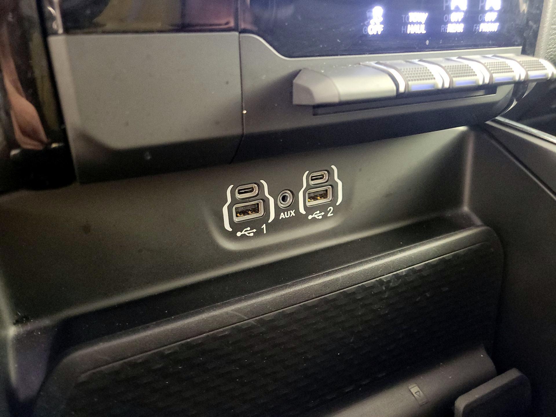 Thumbnail: 2023 RAM 1500 - 19