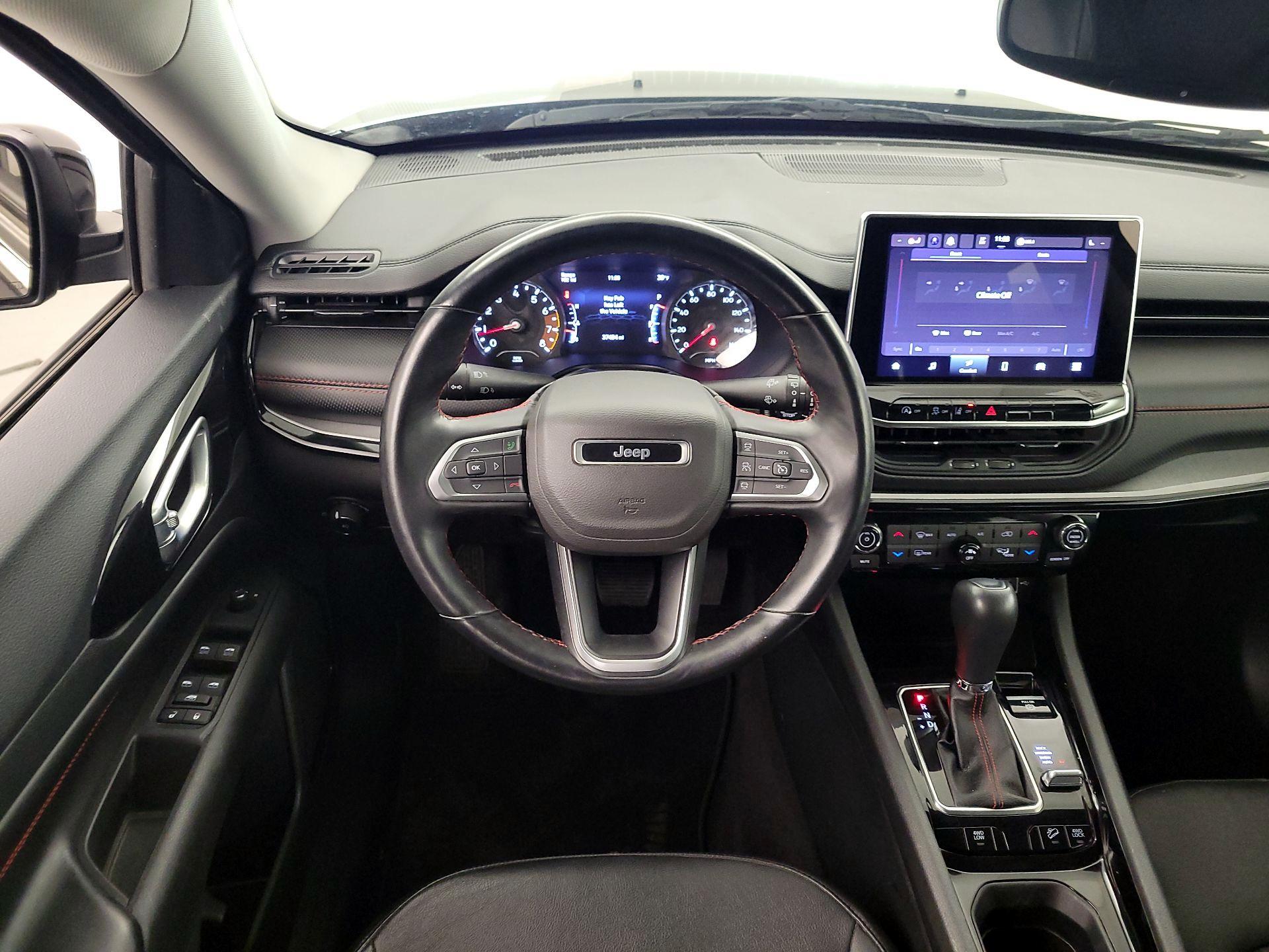 Thumbnail: 2022 Jeep Compass - 10