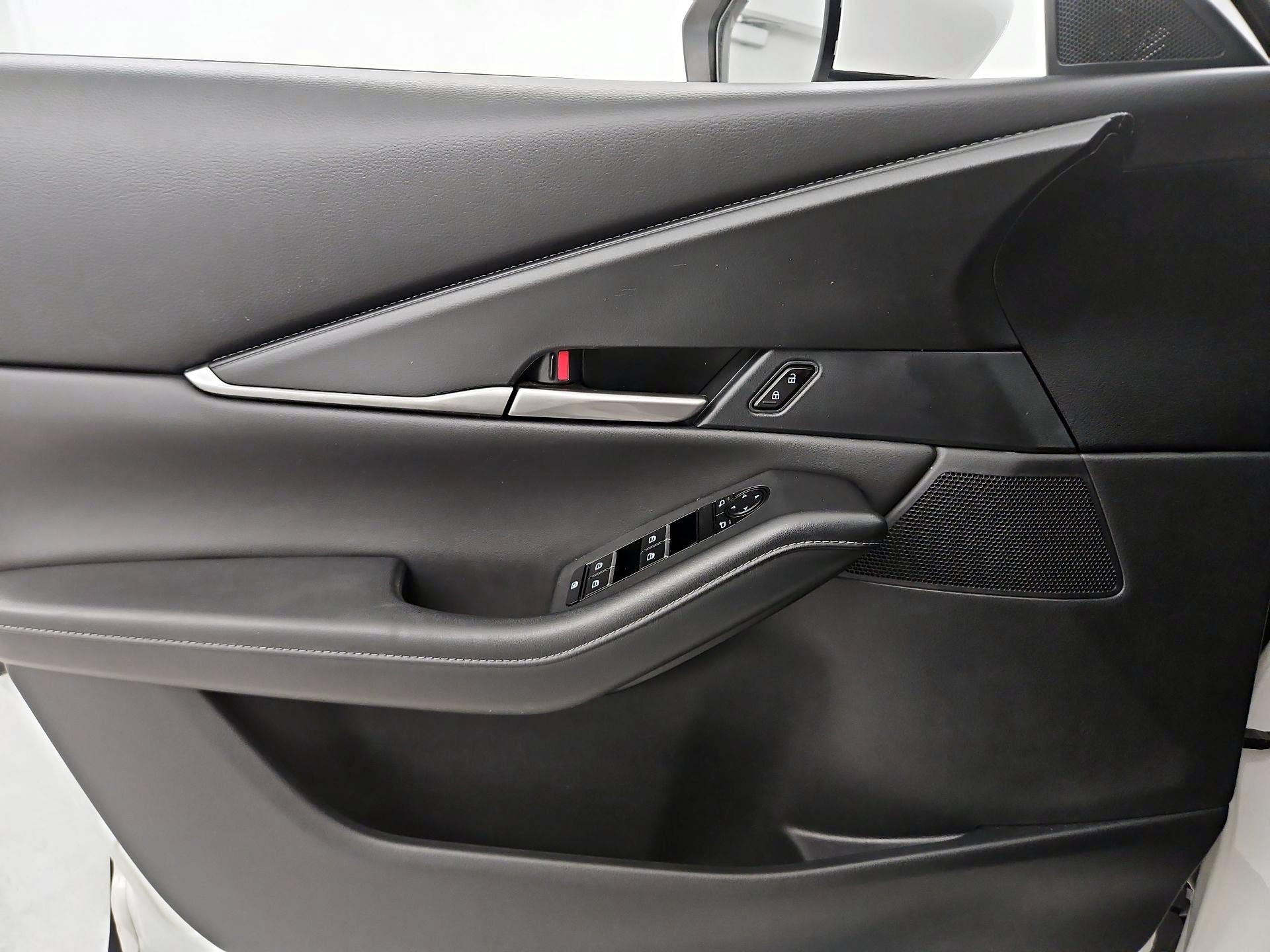 Thumbnail: 2023 Mazda CX-30 - 12