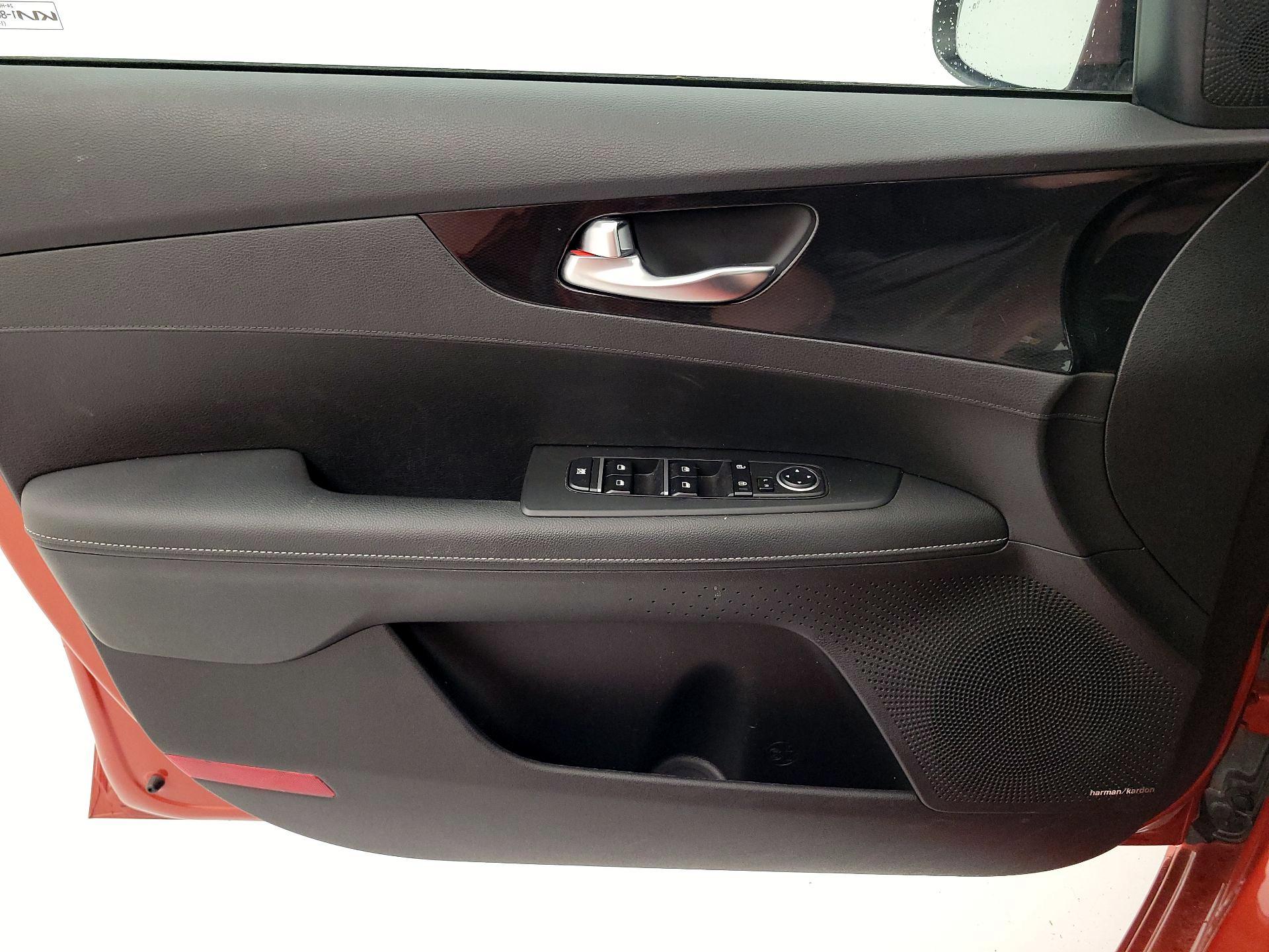 Thumbnail: 2023 Kia Forte - 12