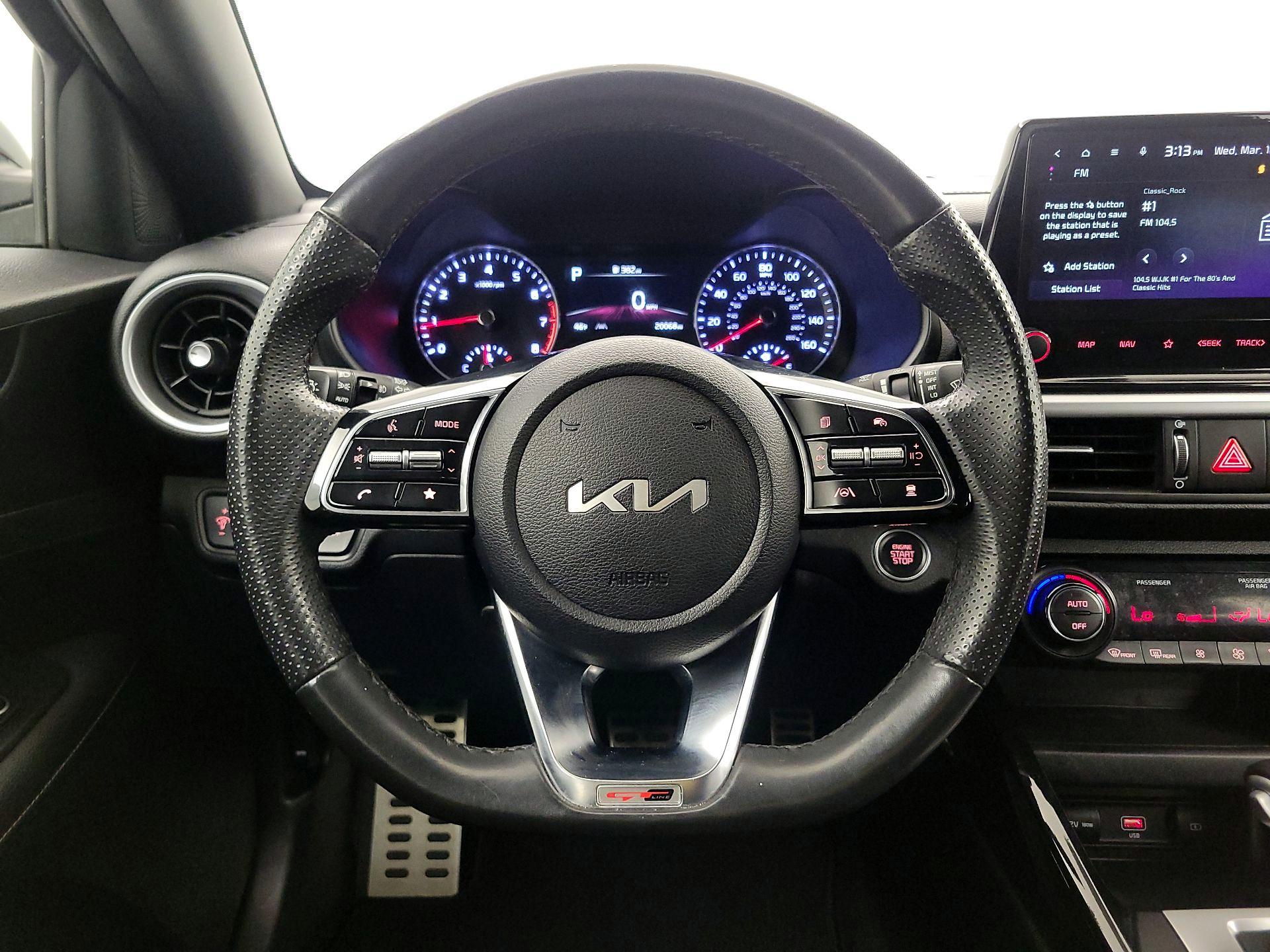 Thumbnail: 2023 Kia Forte - 10