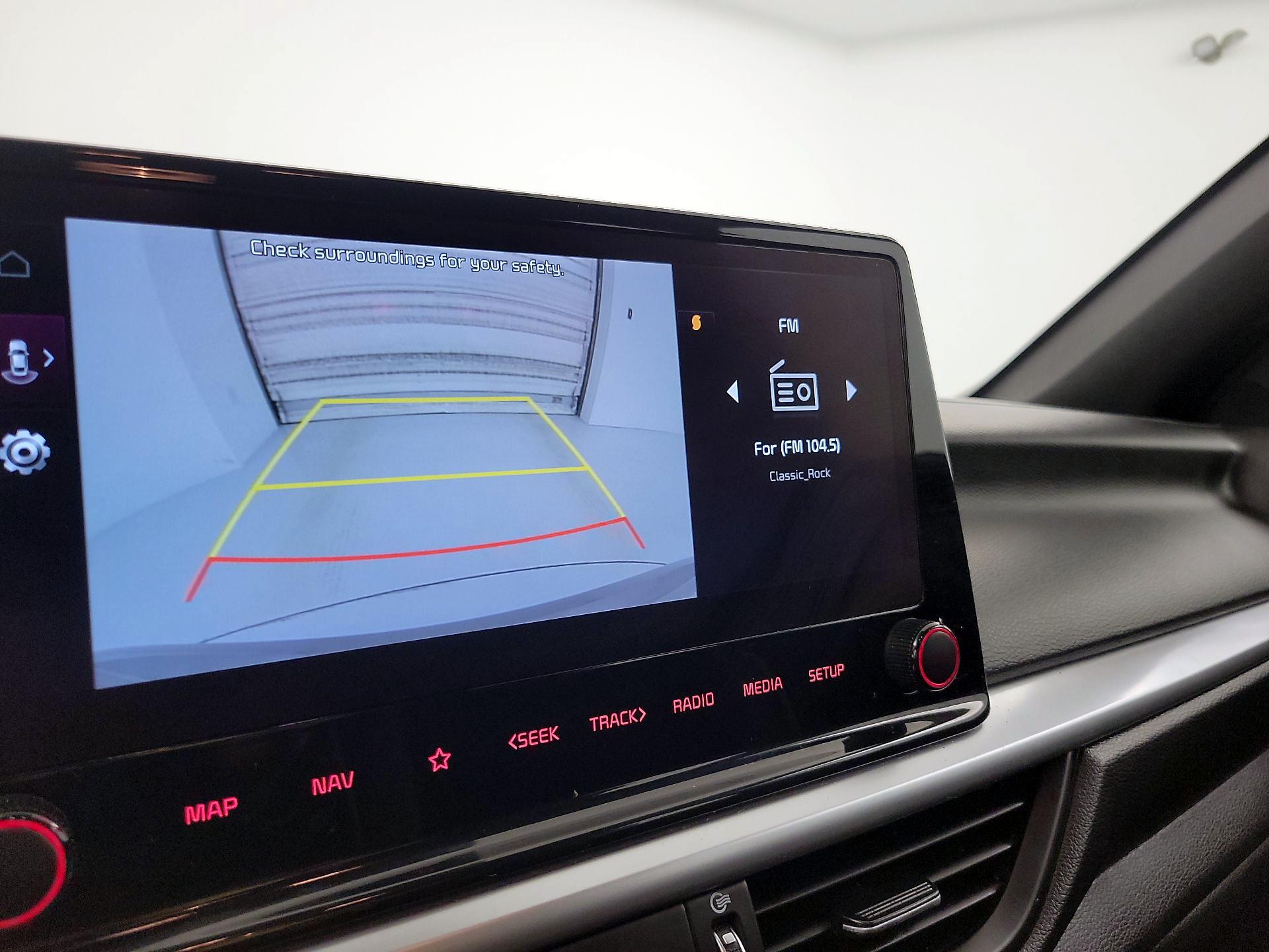 Thumbnail: 2023 Kia Forte - 15