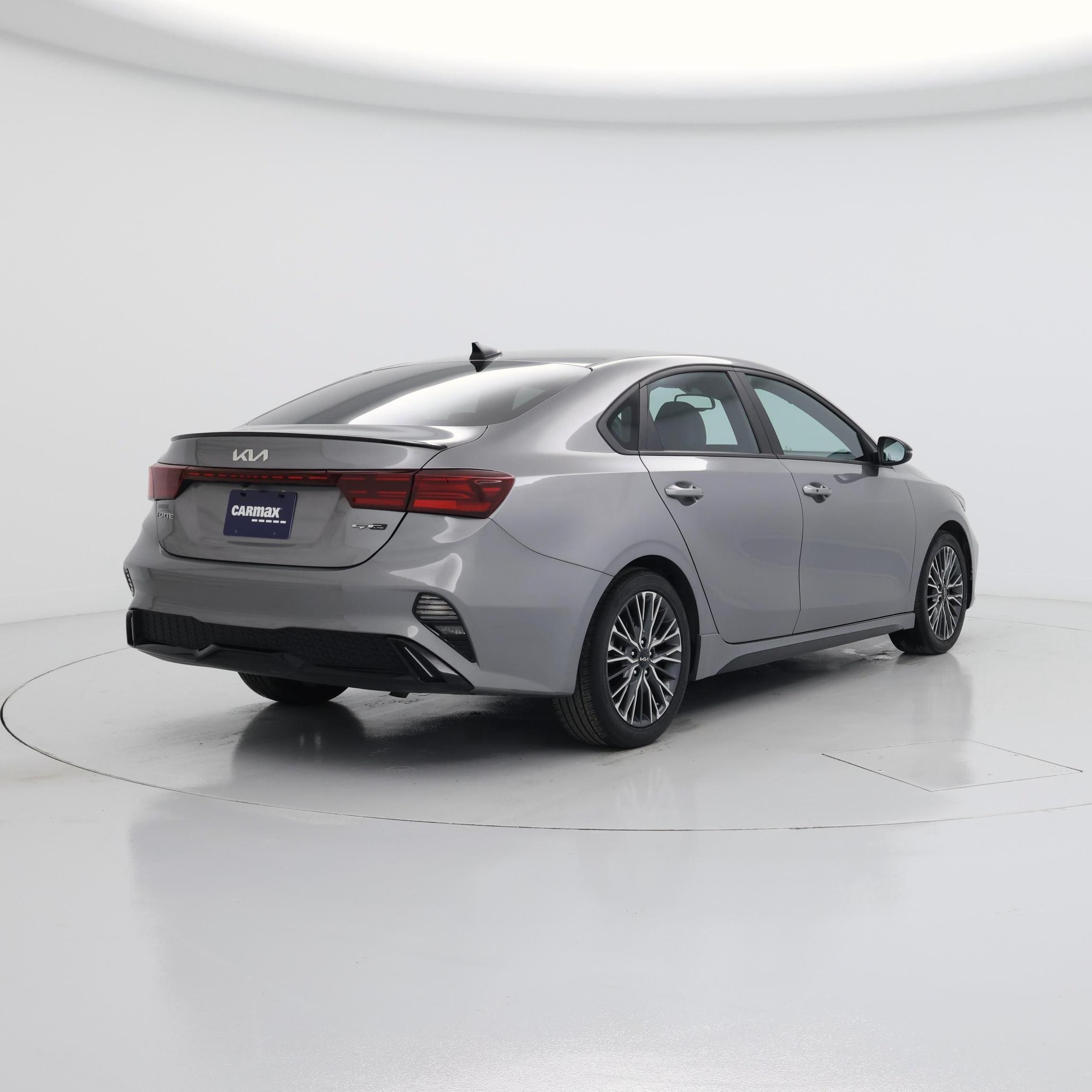 Thumbnail: 2023 Kia Forte - 8