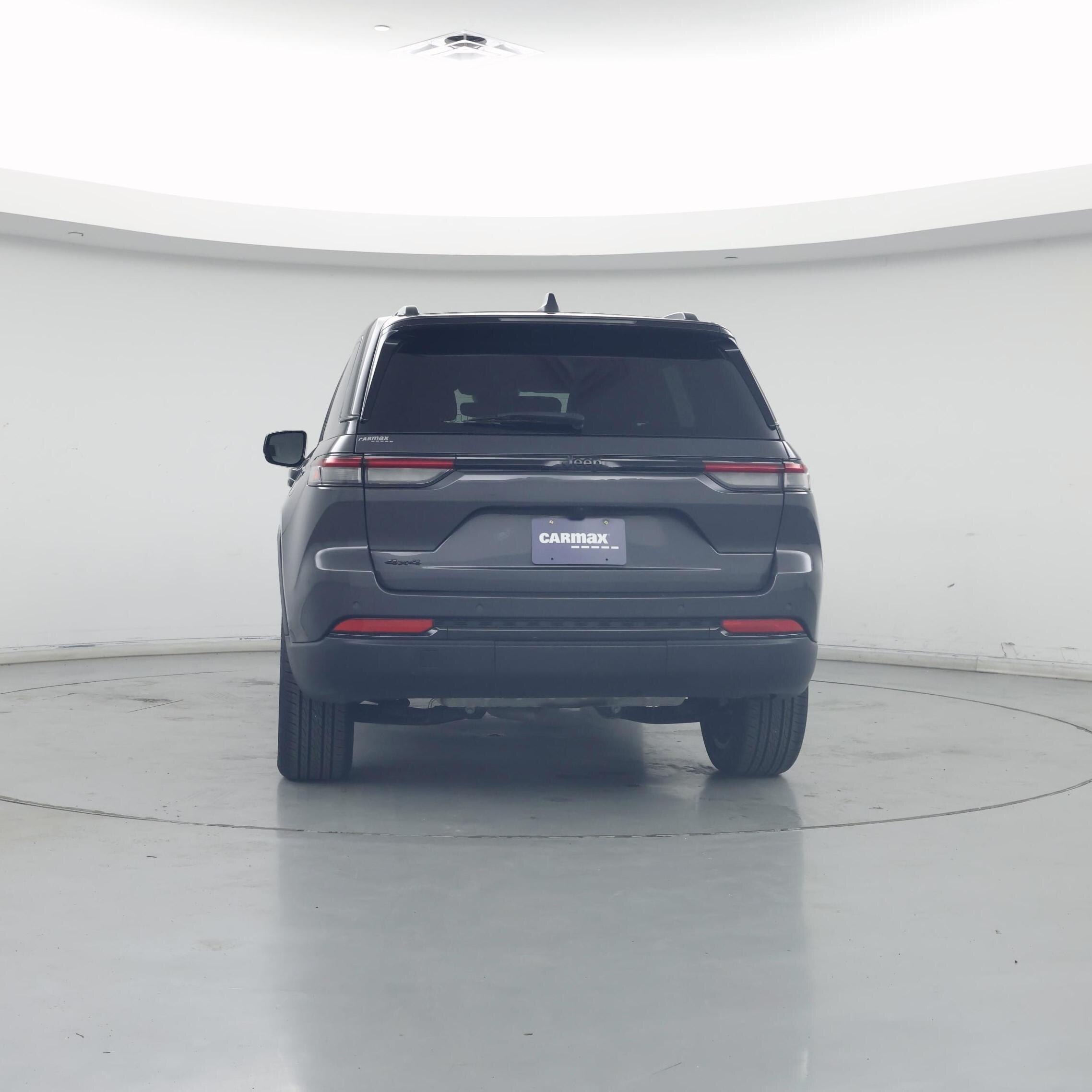 Thumbnail: 2023 Jeep Grand Cherokee - 6