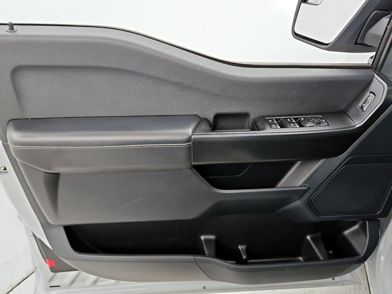 2023 Ford F-150 XL - Photo 13