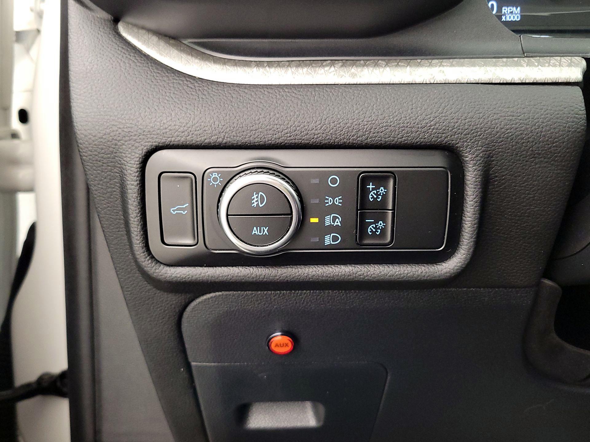 Thumbnail: 2023 Ford Explorer - 13