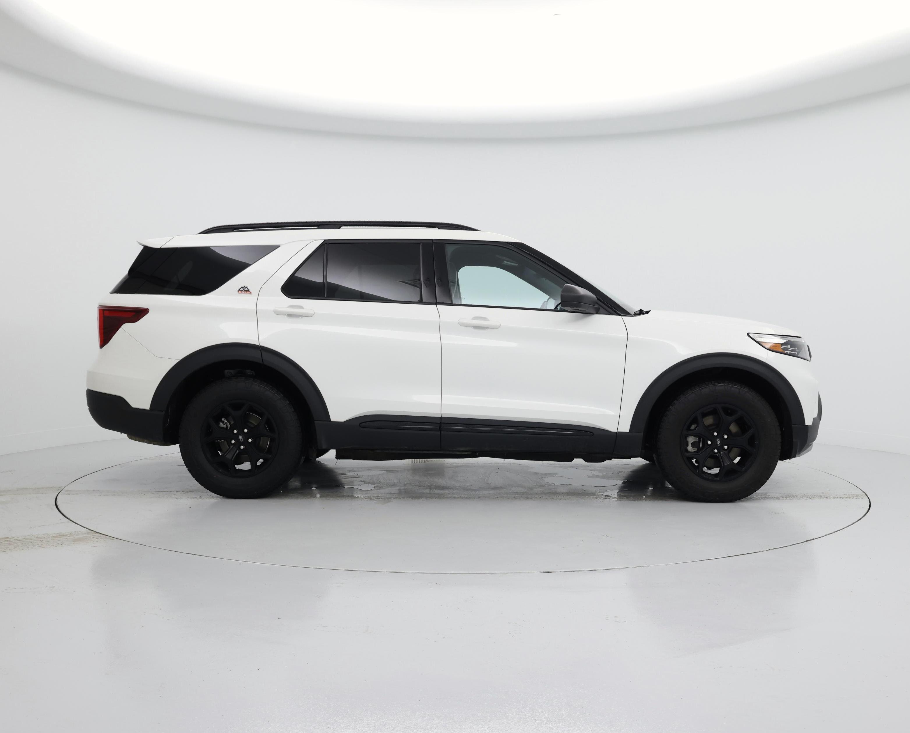 Thumbnail: 2023 Ford Explorer - 7