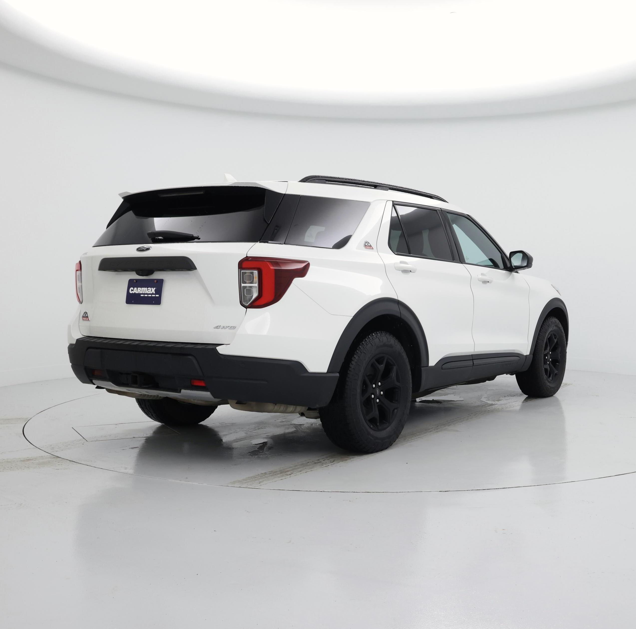 Thumbnail: 2023 Ford Explorer - 8