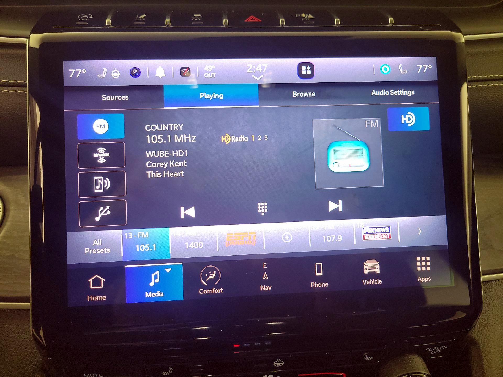 Thumbnail: 2023 Jeep Grand Cherokee - 16