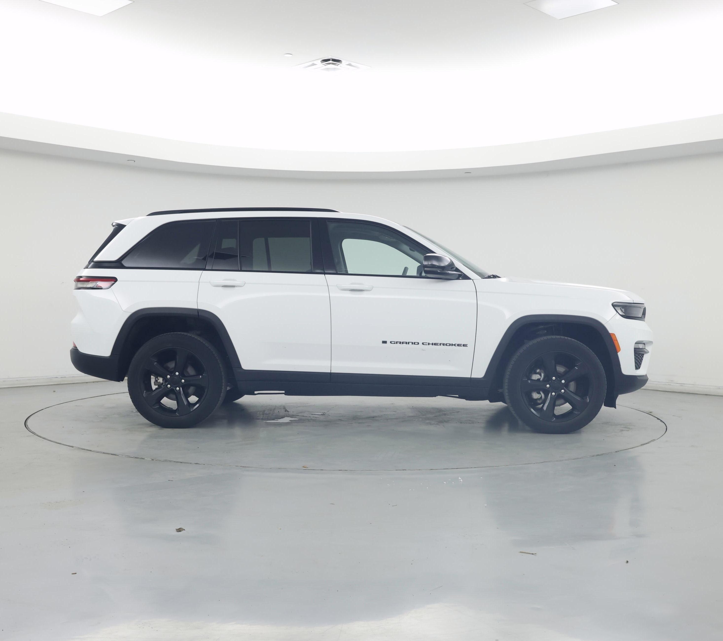 Thumbnail: 2023 Jeep Grand Cherokee - 7
