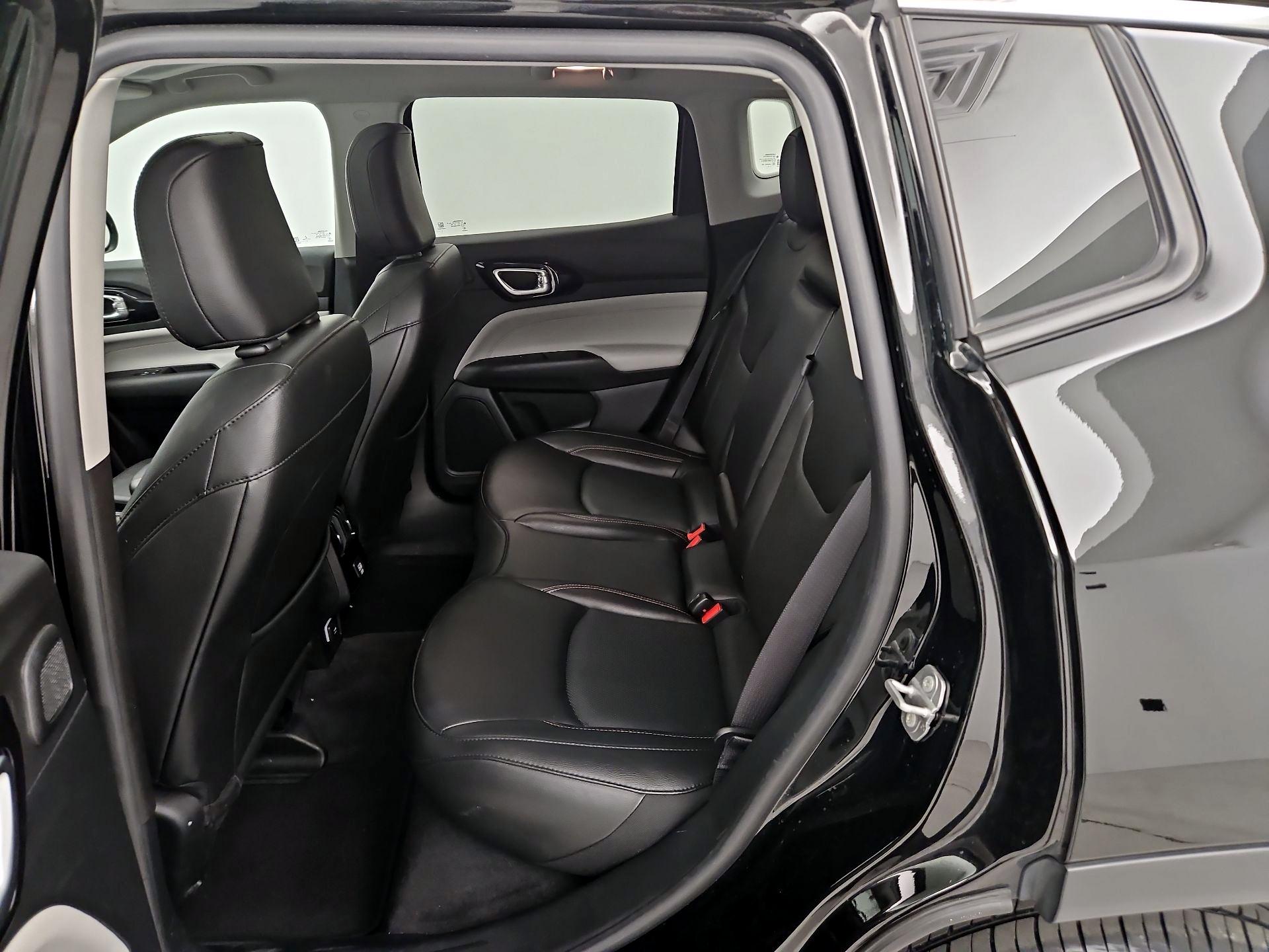 Thumbnail: 2022 Jeep Compass - 20